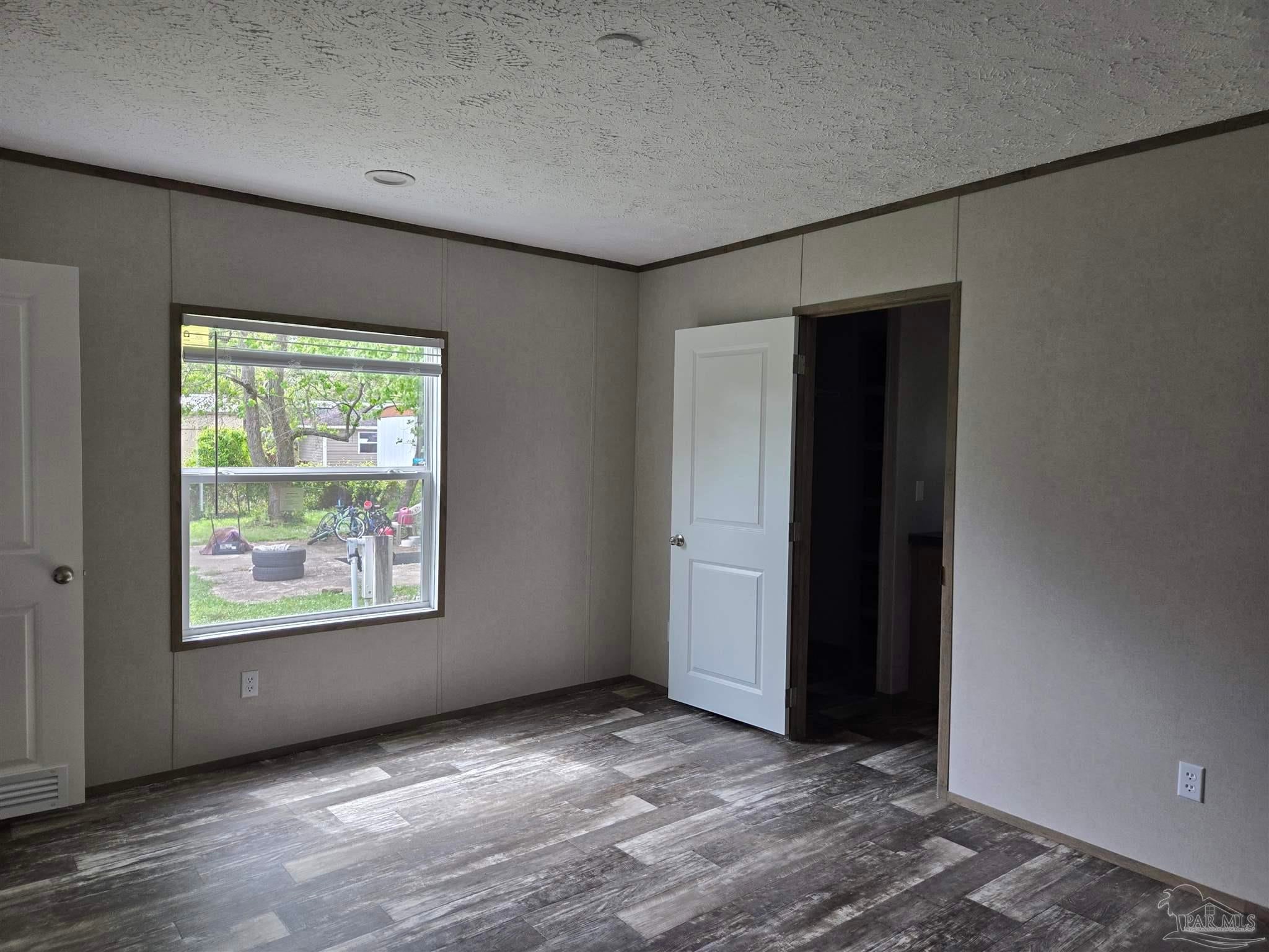 8588 Alvarado Calzada, Pensacola, FL 32507 photo