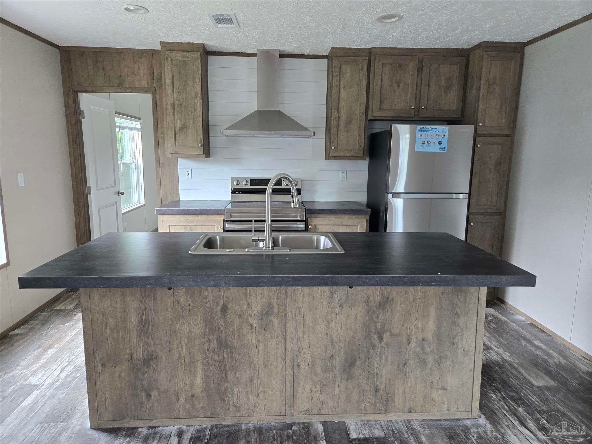 8588 Alvarado Calzada, Pensacola, FL 32507 photo