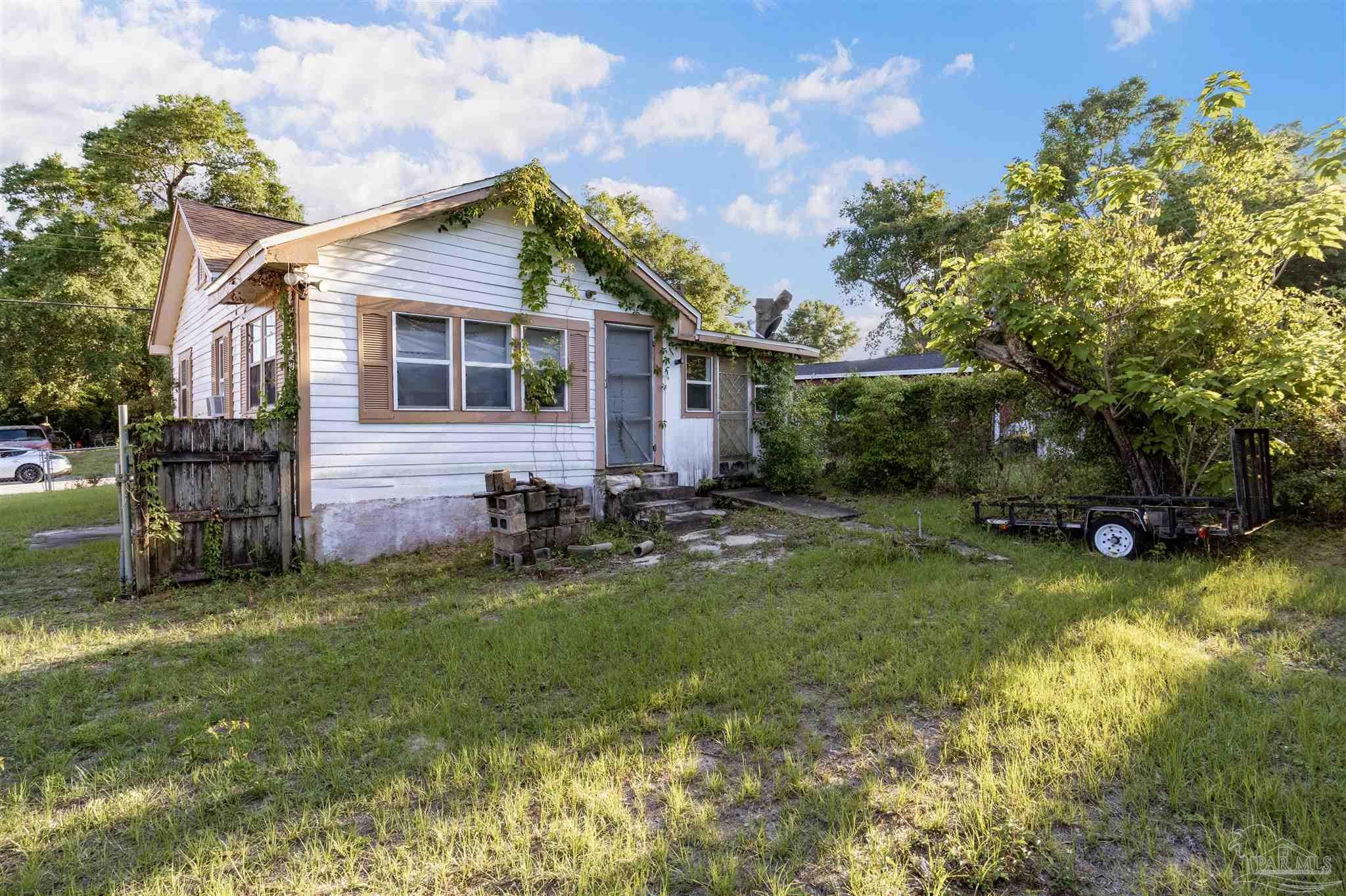 1206 Brainerd St, Pensacola, FL 32501