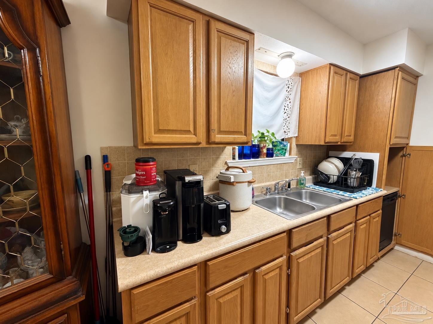 10542 Heatherwood Dr, Pensacola, FL 32506 photo