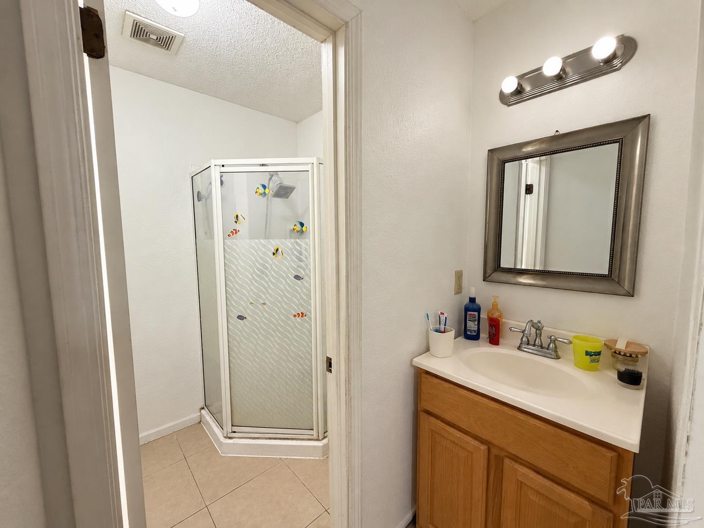 10542 Heatherwood Dr, Pensacola, FL 32506 photo