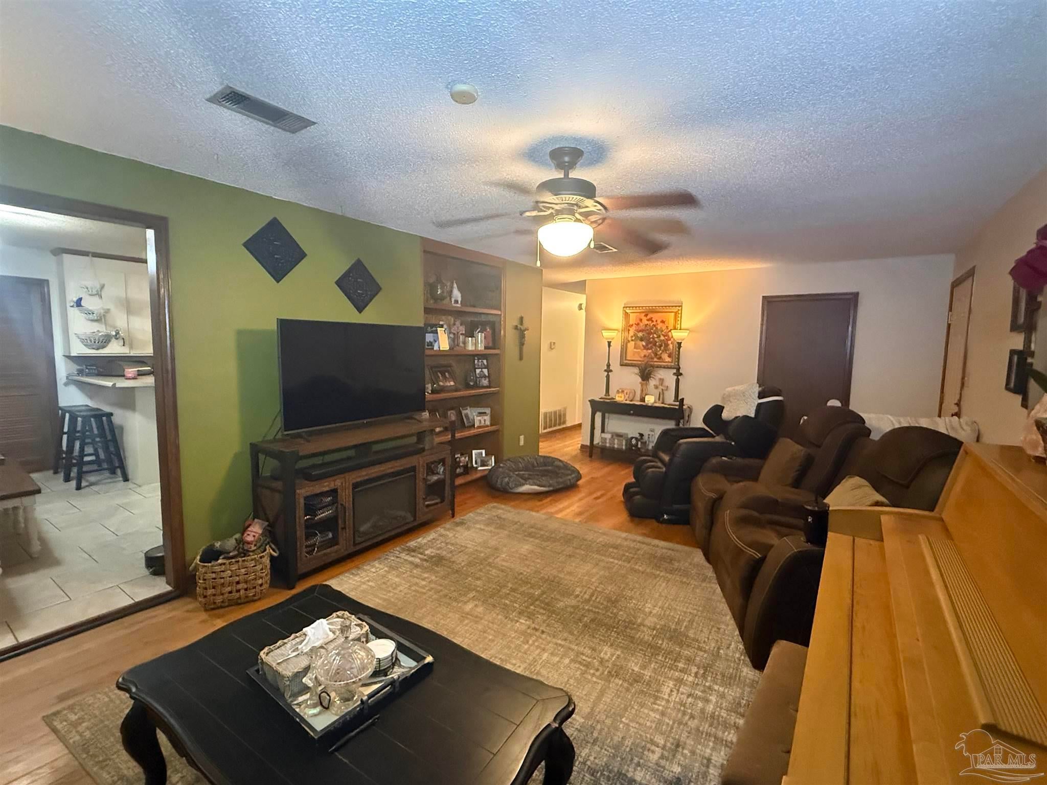 5988 Pursley Ave, Pensacola, FL 32526 photo