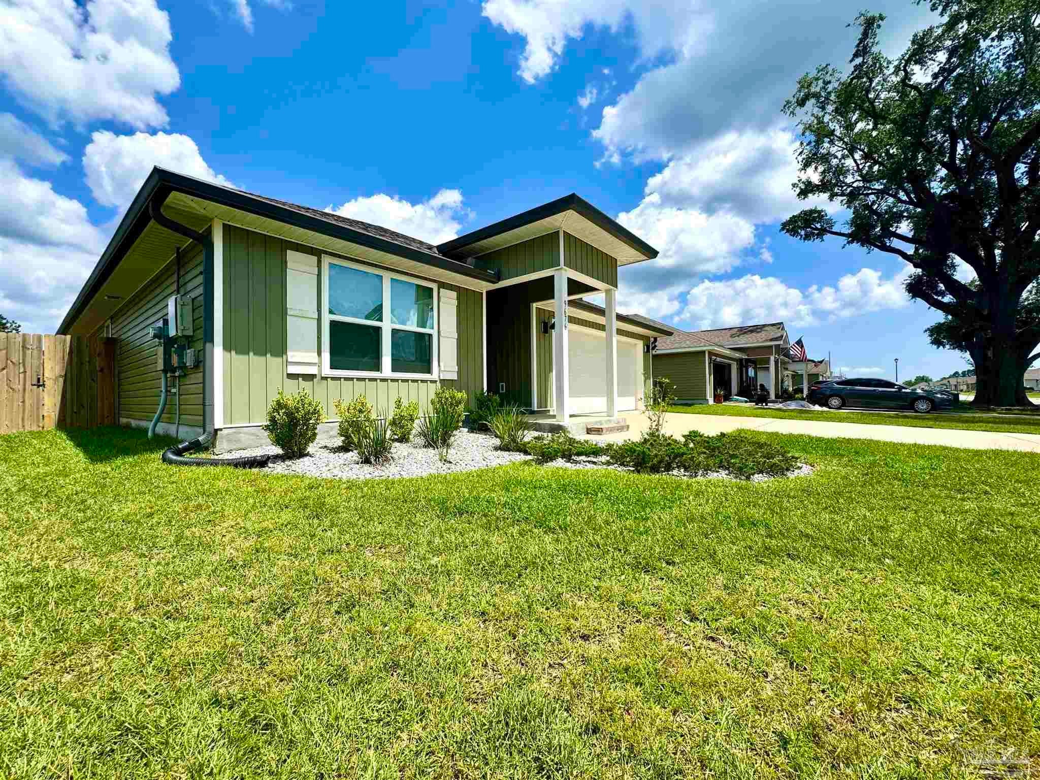 9676 Angel Oak Dr, Pensacola, FL 32526 photo
