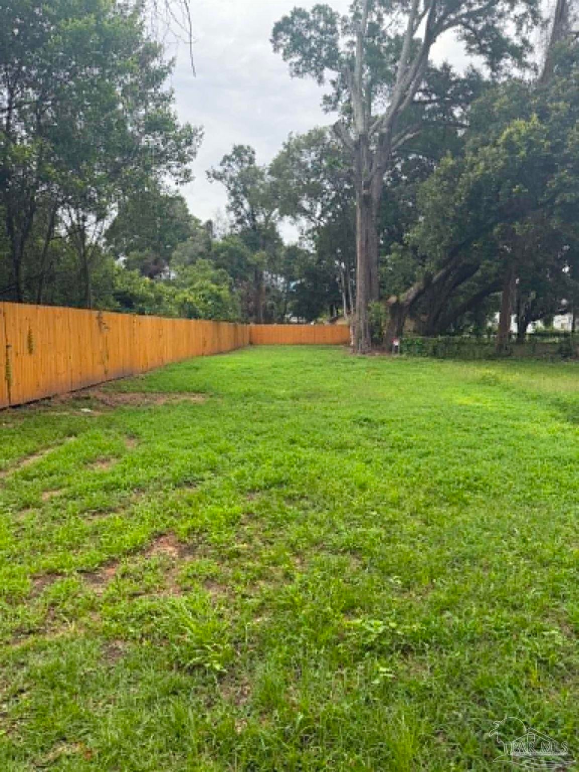 1804 W Lakeview Ave, Pensacola, FL 32501 photo