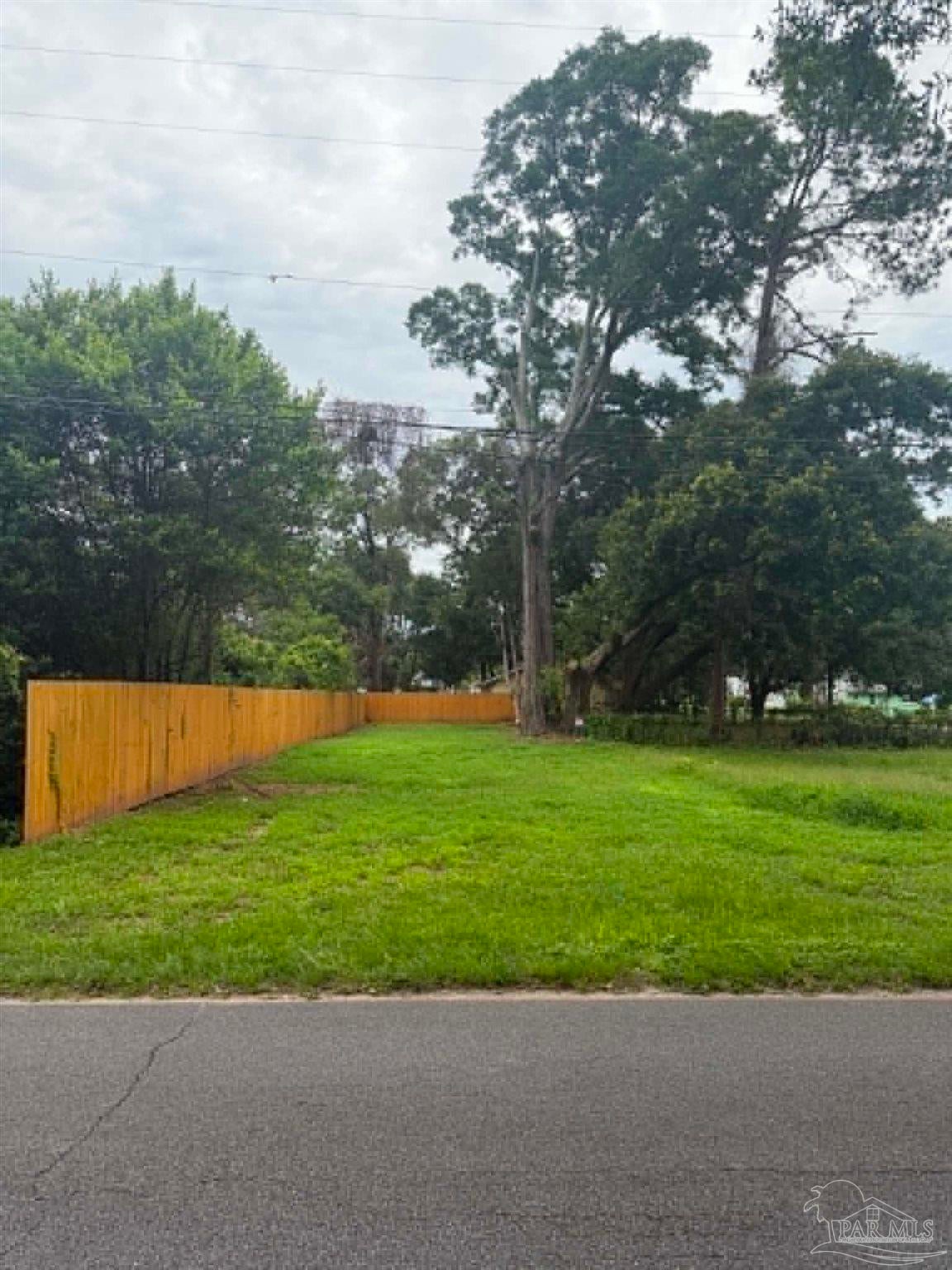 1804 W Lakeview Ave, Pensacola, FL 32501 photo