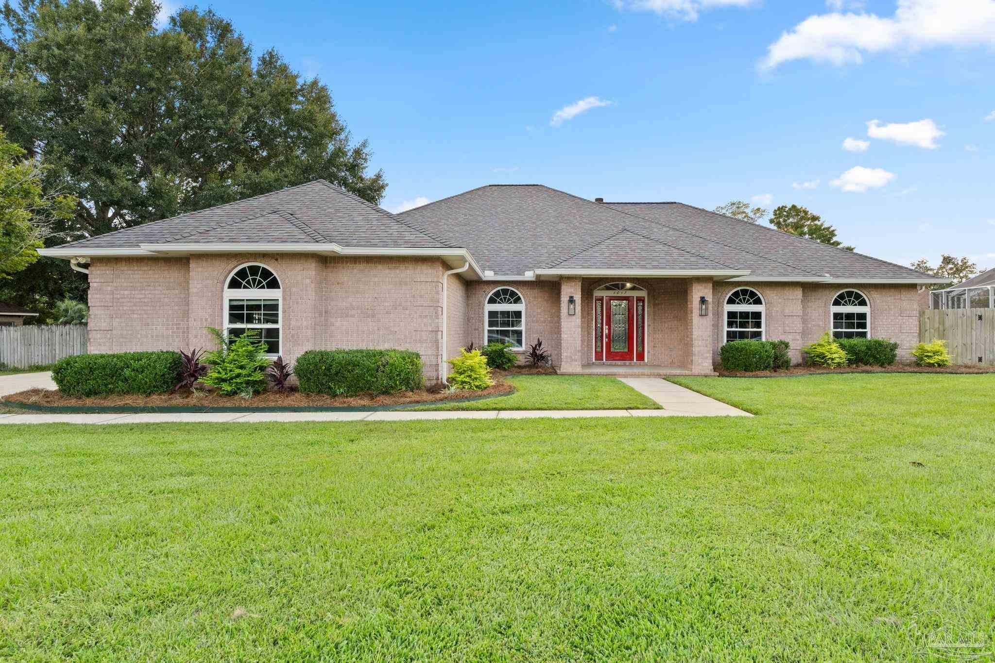 1017 Bushwood Dr, Cantonment, FL 32533