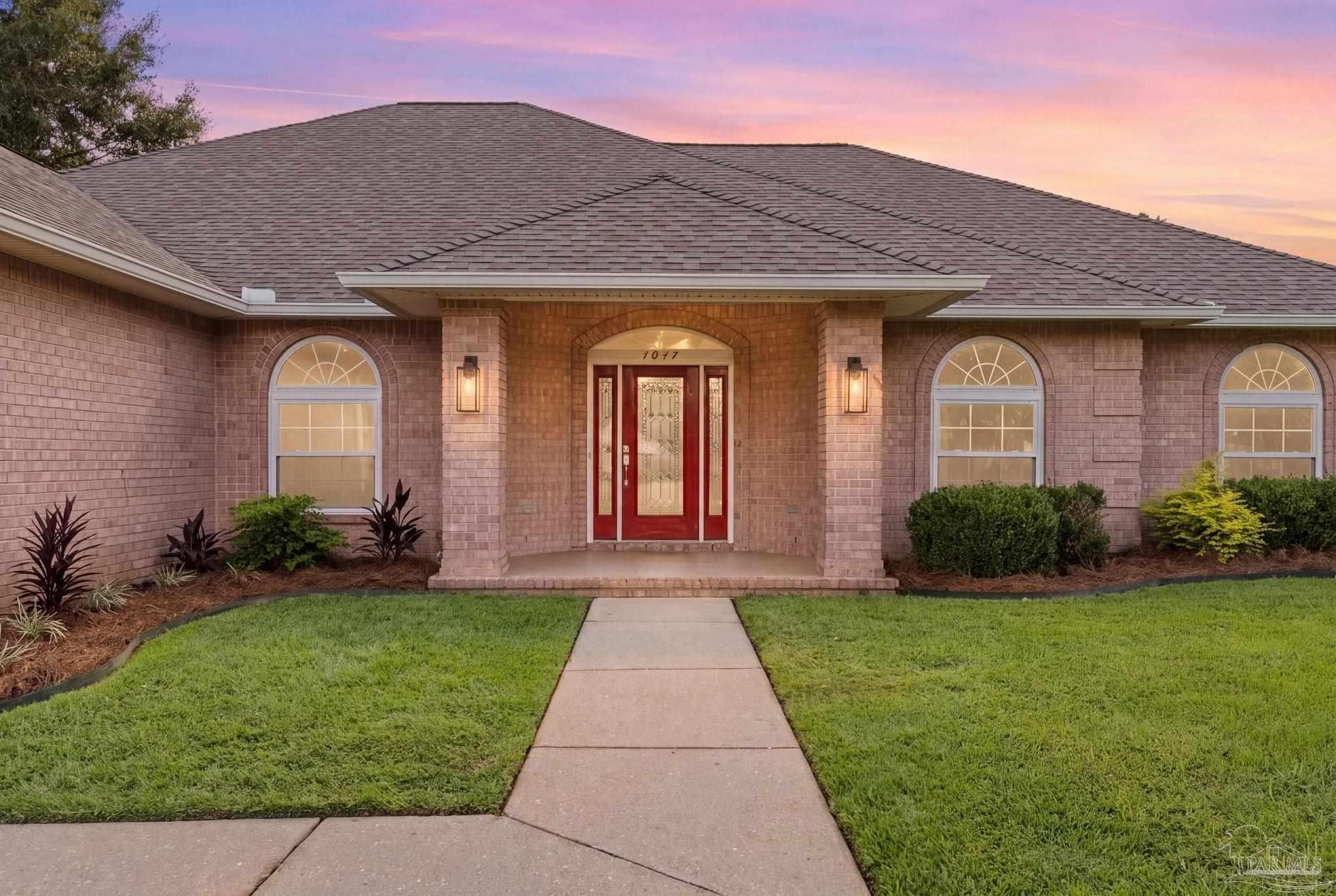 1017 Bushwood Dr, Cantonment, FL 32533 photo