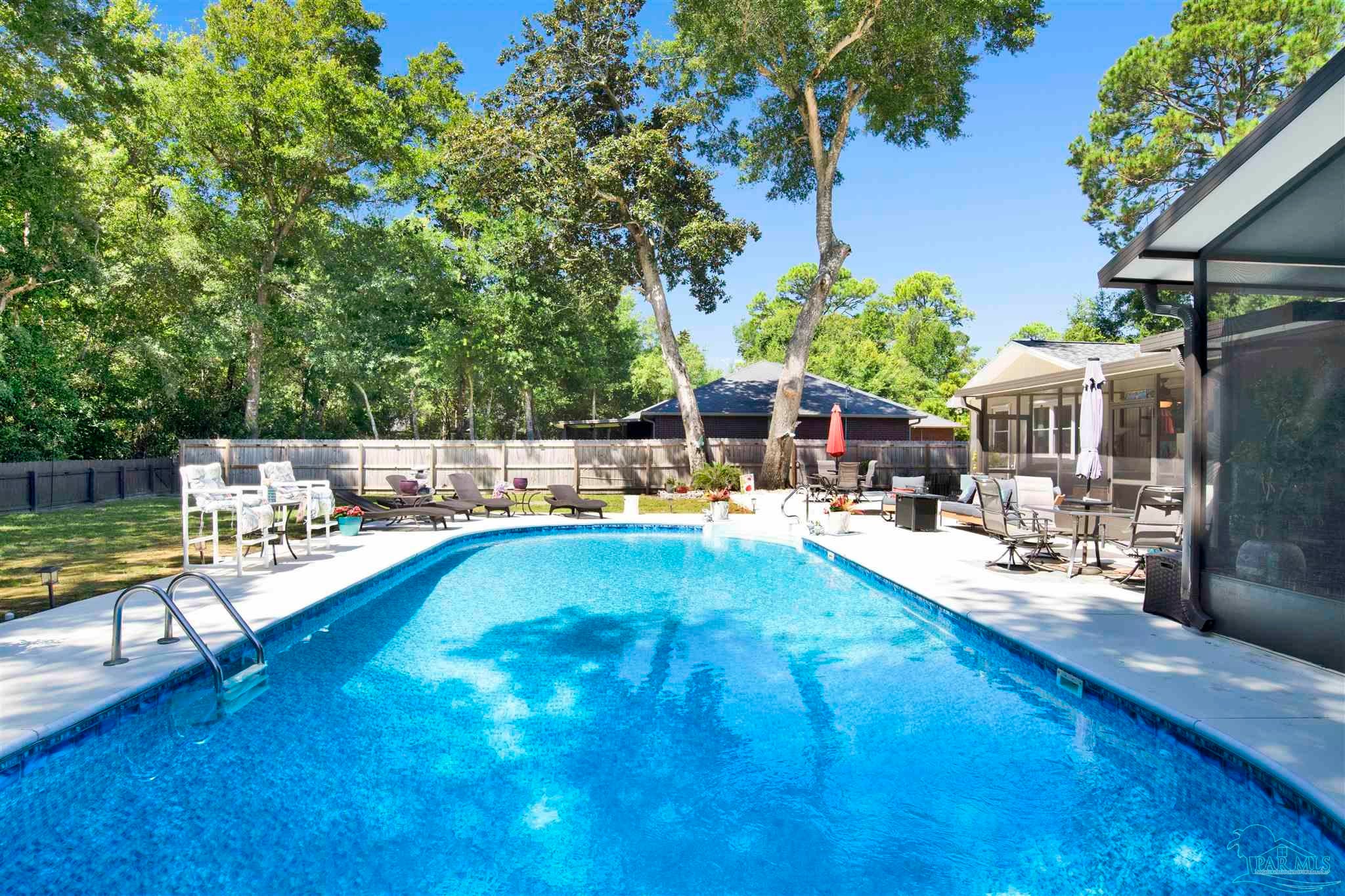 16531 Innerarity Point Rd, Pensacola, FL 32507