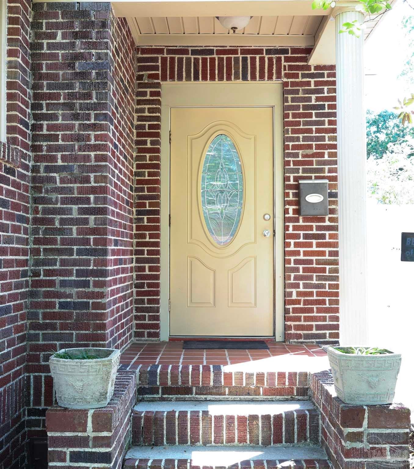 1540 N Spring St, Pensacola, FL 32501 photo