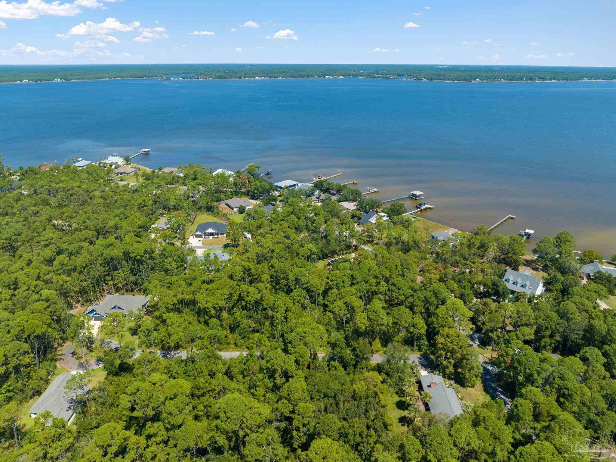 16502 Shore Ln, Pensacola, FL 32507