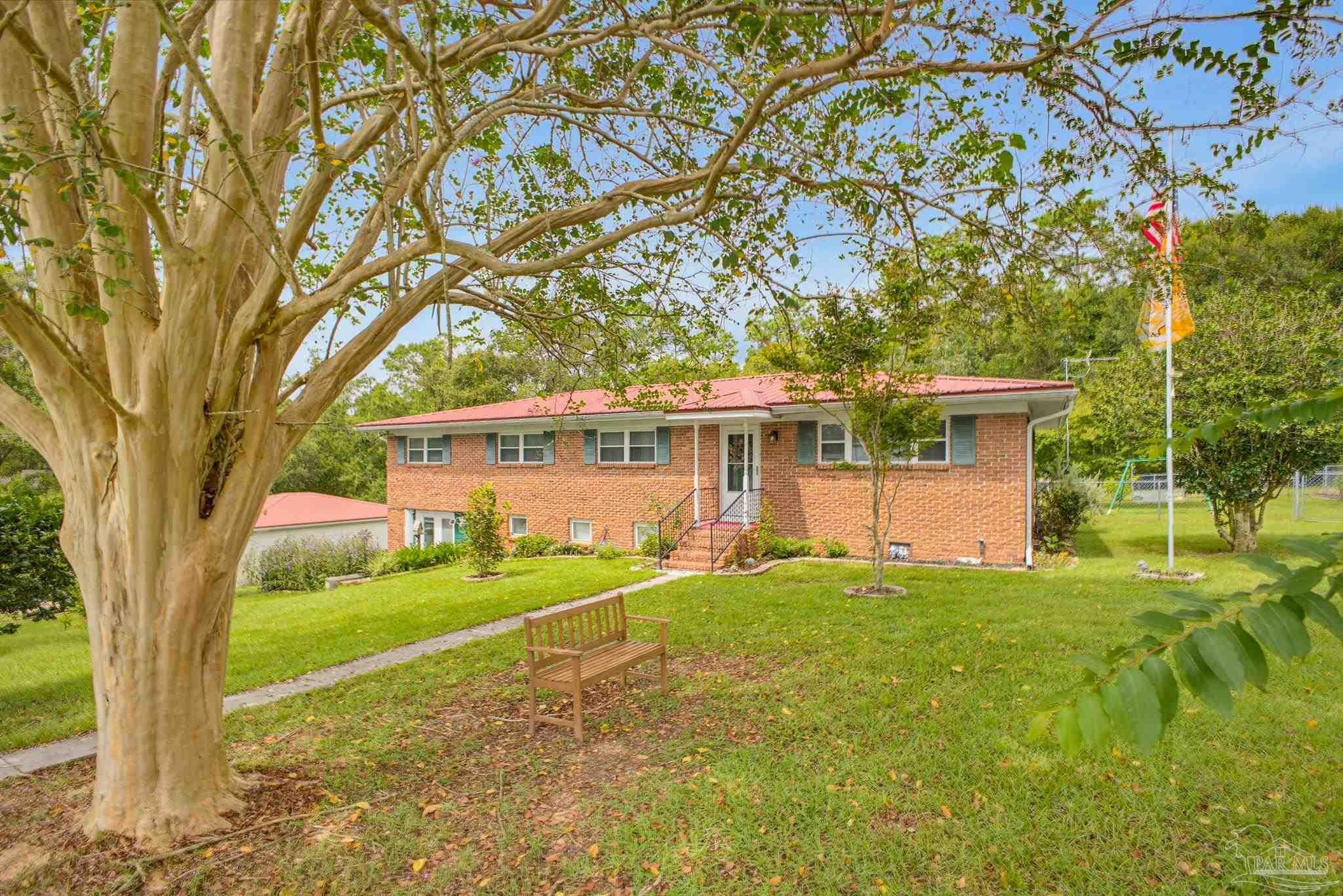 2370 Le Ruth Dr, Pensacola, FL 32514 photo