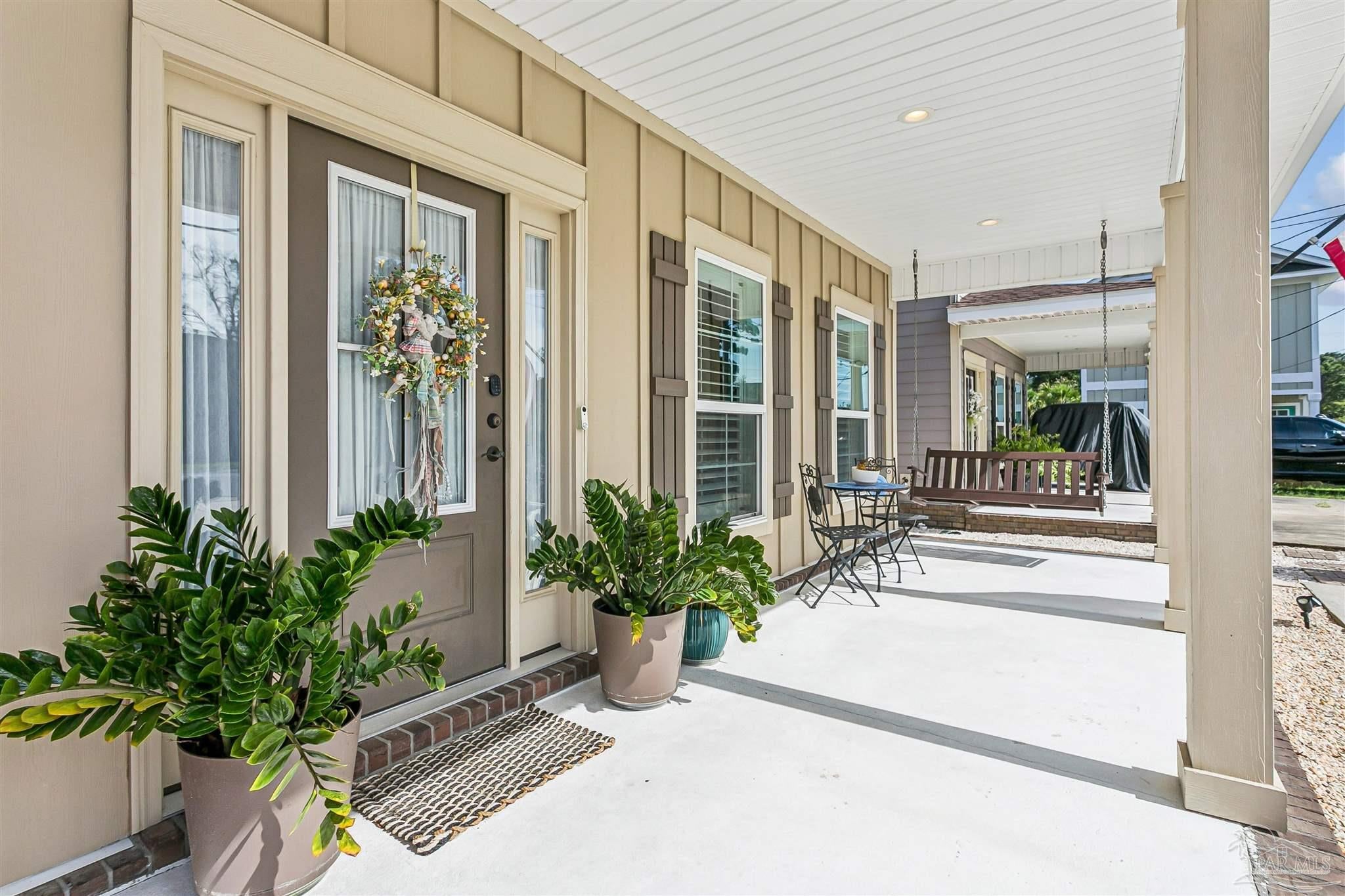 720 S North St, Pensacola, FL 32502 photo