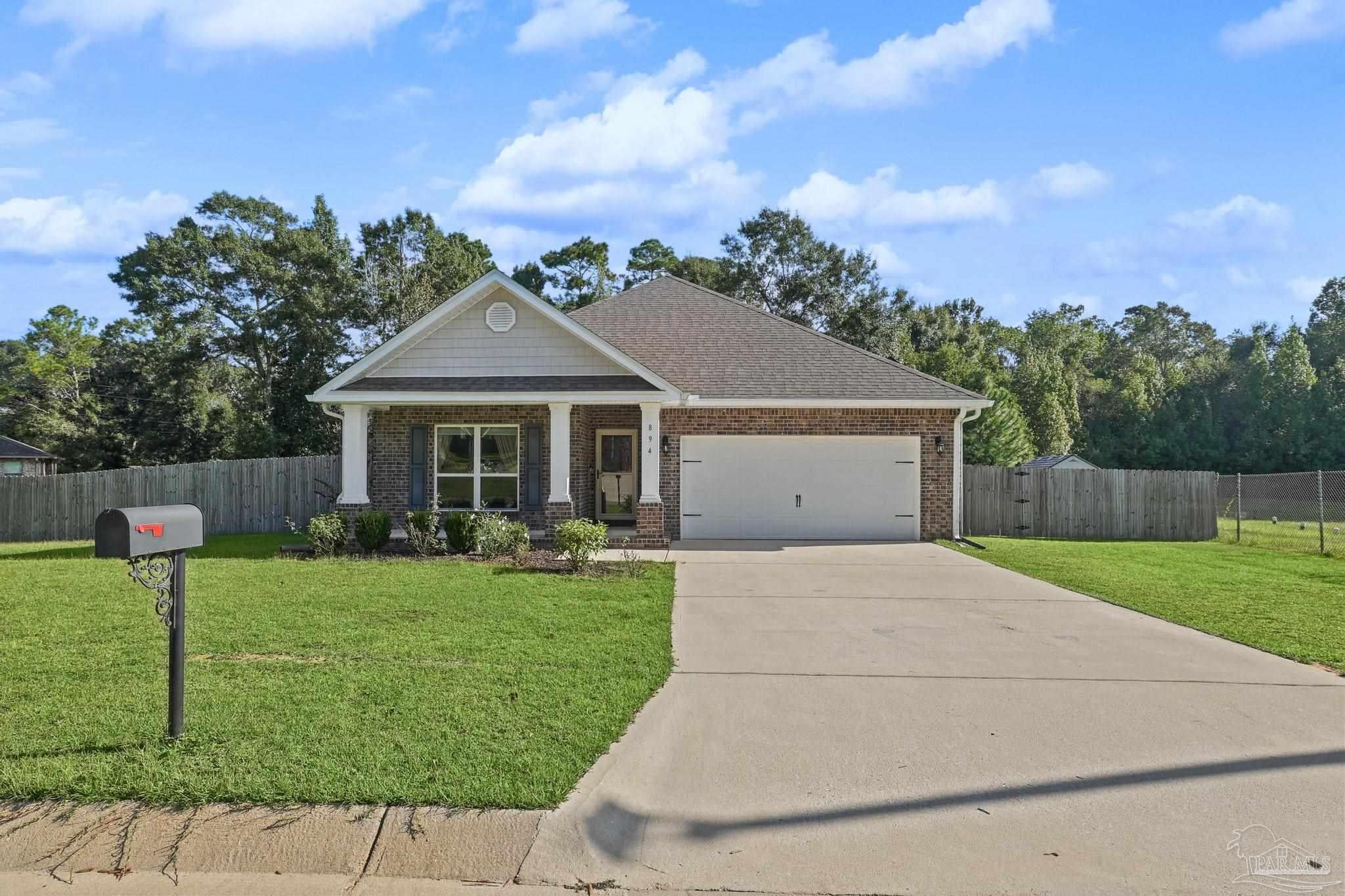 894 Jesse Dr, Cantonment, FL 32533