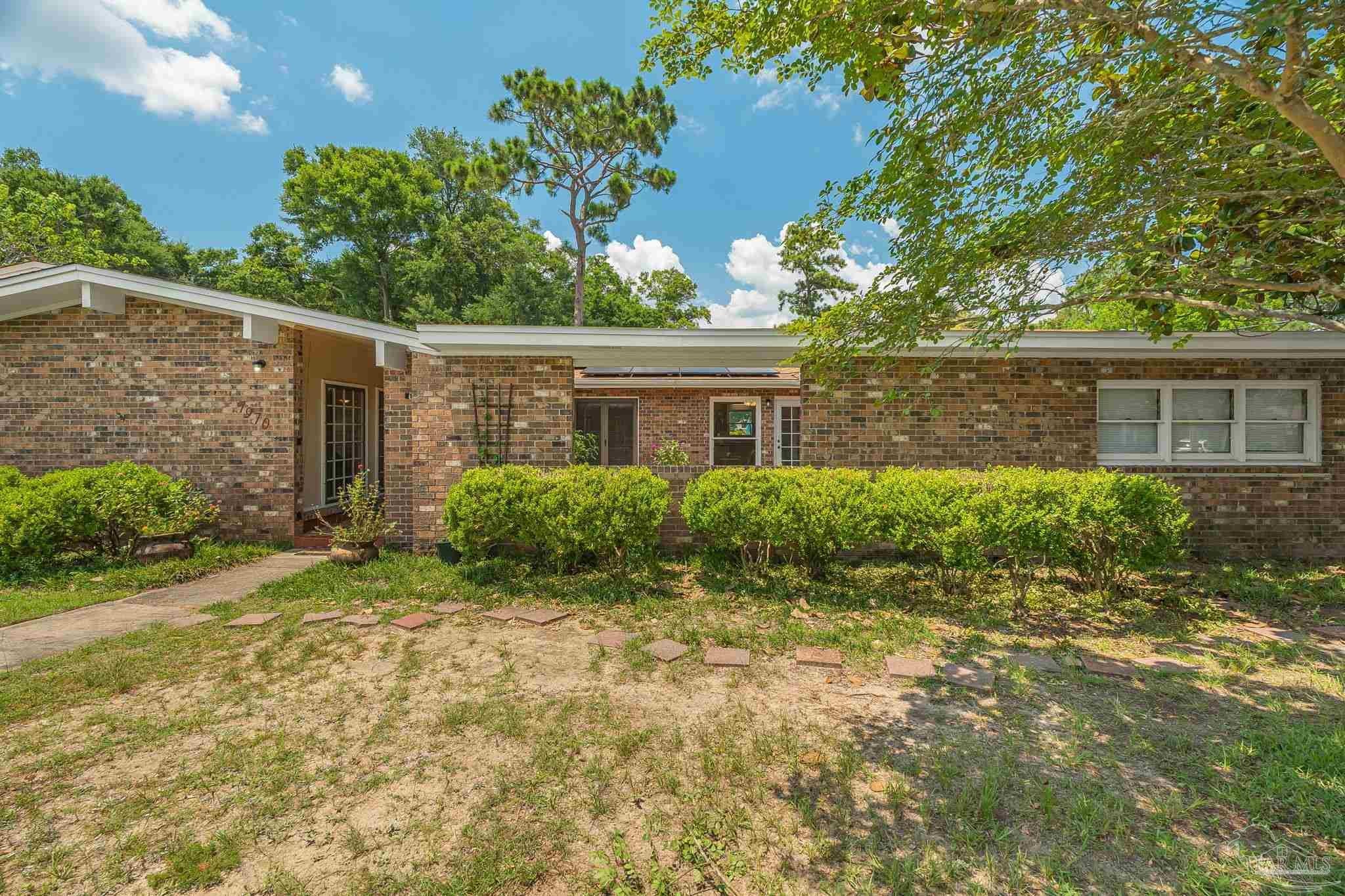 7970 Lancelot Dr, Pensacola, FL 32514 photo
