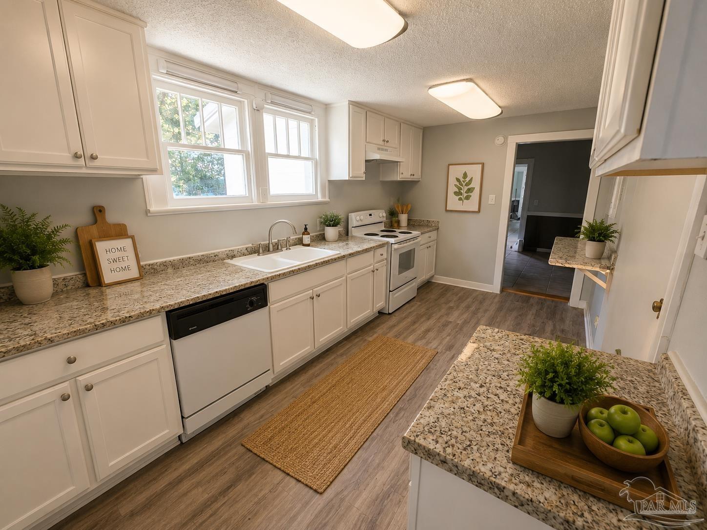 1215 N University St, Pensacola, FL 32505 photo