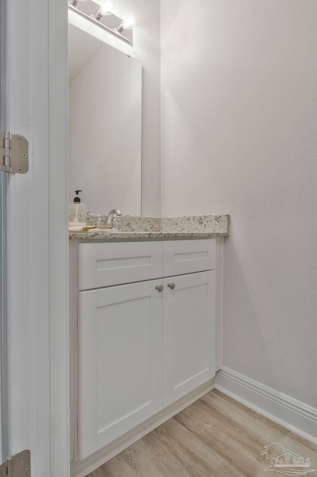 7150 Village Ln, Pensacola, FL 32504 photo