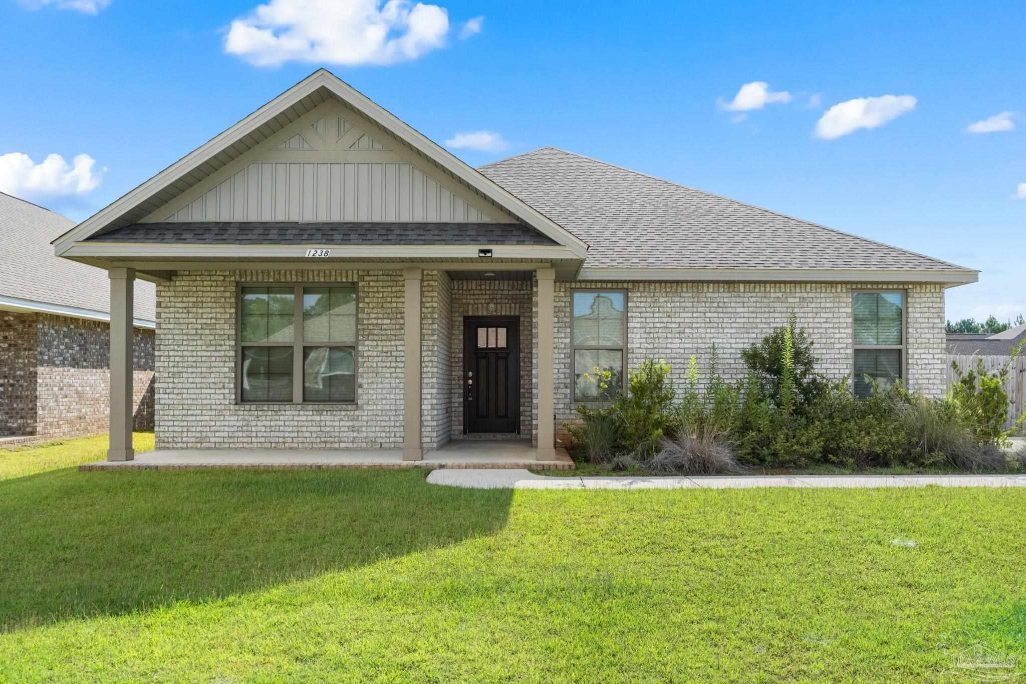 1238 Fenwick Ct, Cantonment, FL 32533