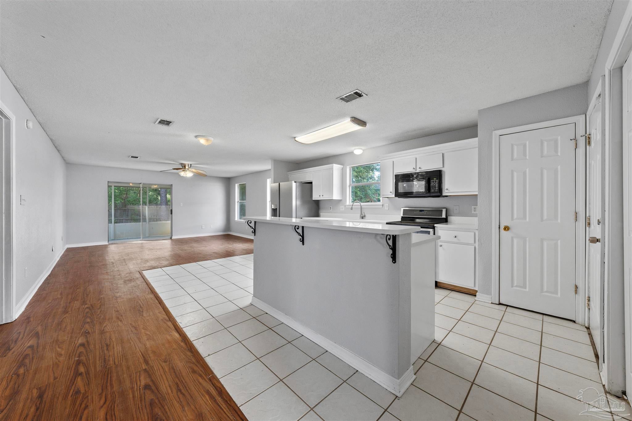 1089 Antigua Cir, Pensacola, FL 32506 photo