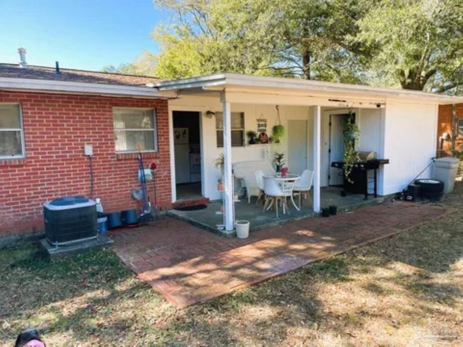 1165 Webster Dr, Pensacola, FL 32505 photo