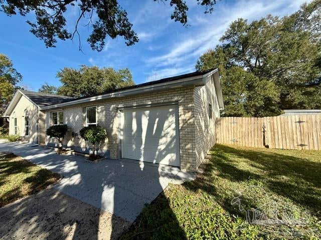 4184 Aqua Vista Dr, Pensacola, FL 32504 photo