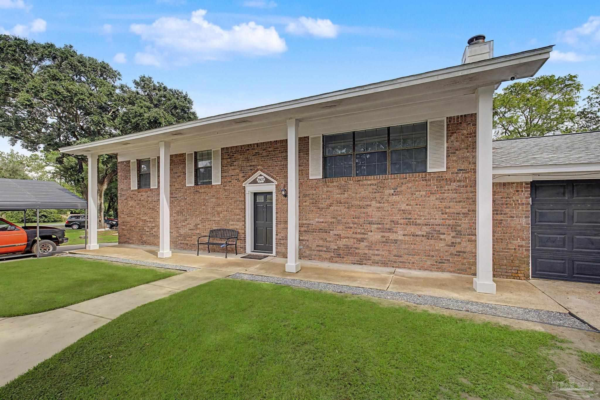 7807 Bay Meadows Ct, Pensacola, FL 32507