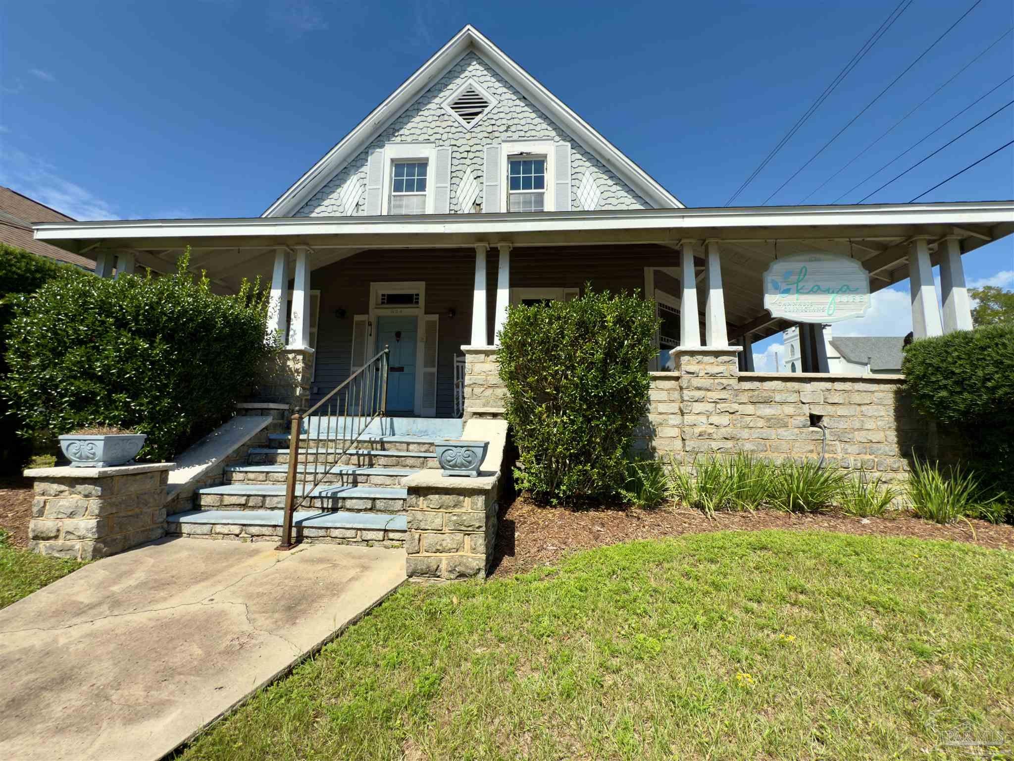 824 E Lane Rua St, Pensacola, FL 32501 photo