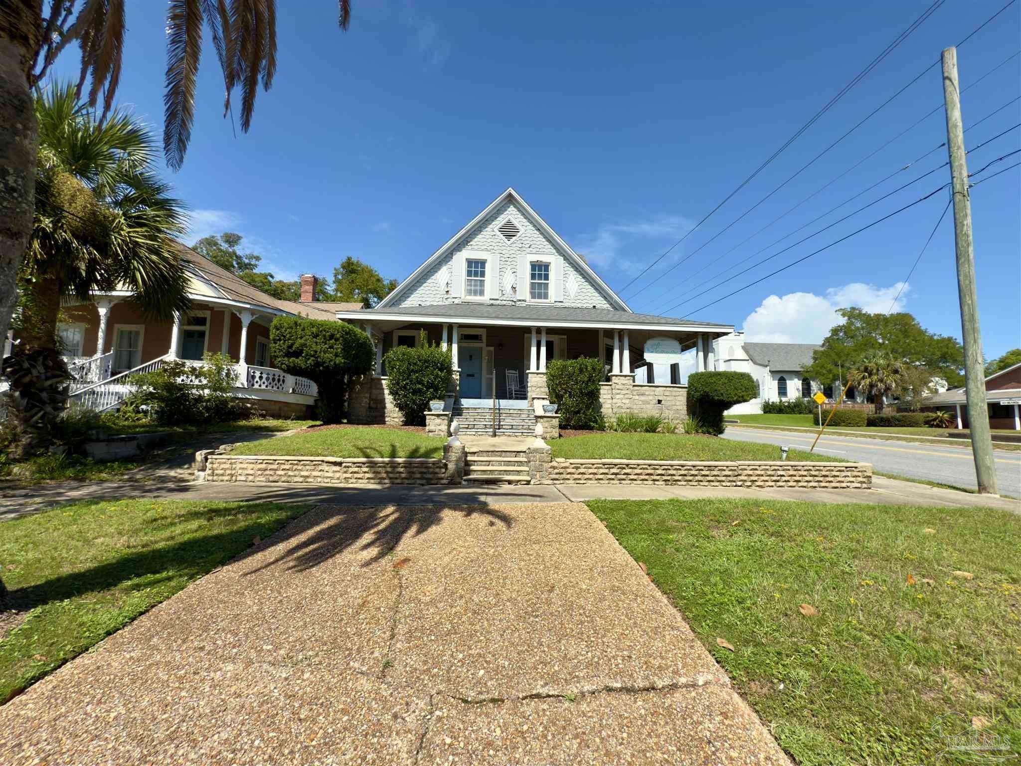 824 E Lane Rua St, Pensacola, FL 32501 photo