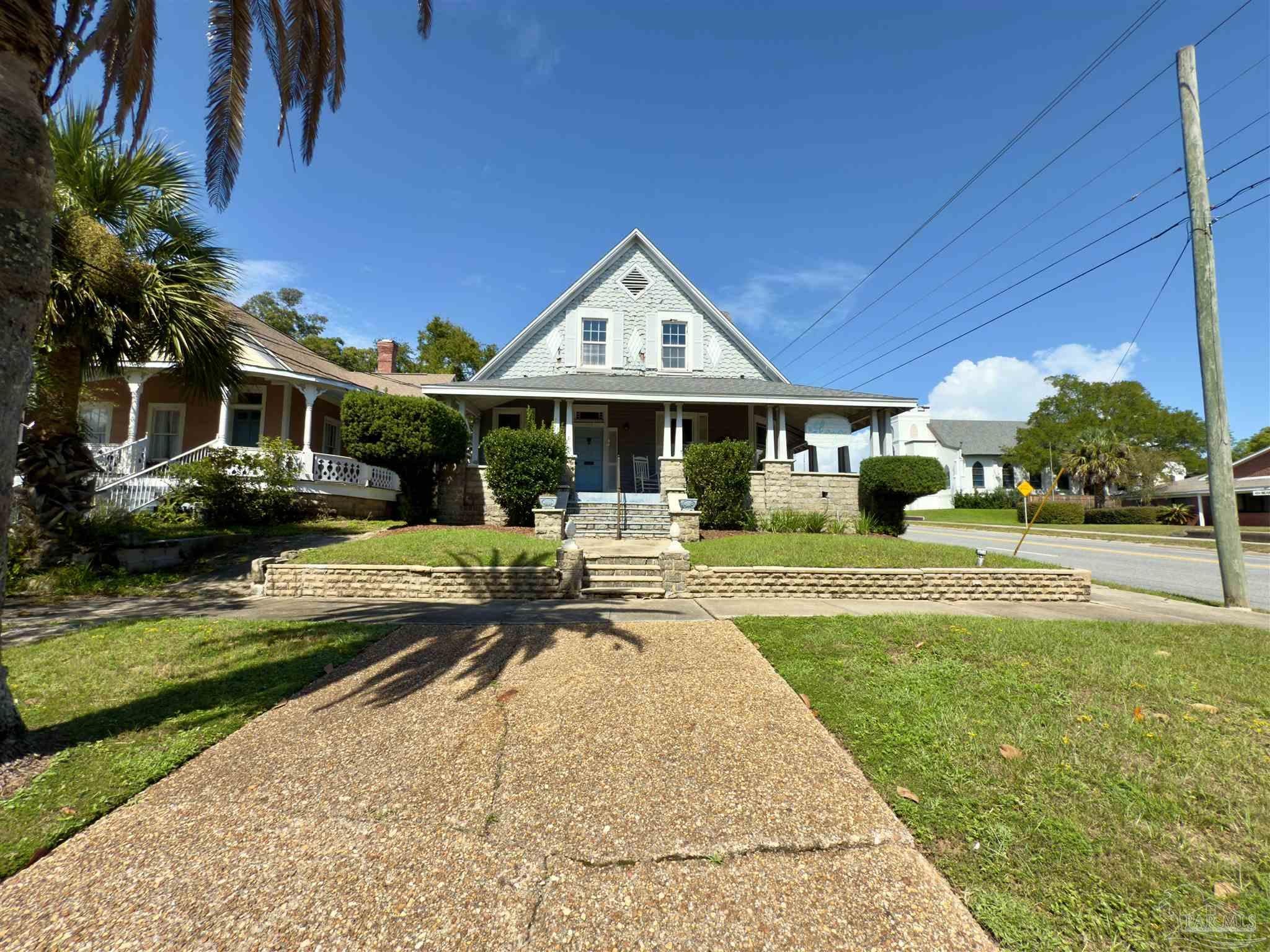 824 E Lane Rua St, Pensacola, FL 32501 photo