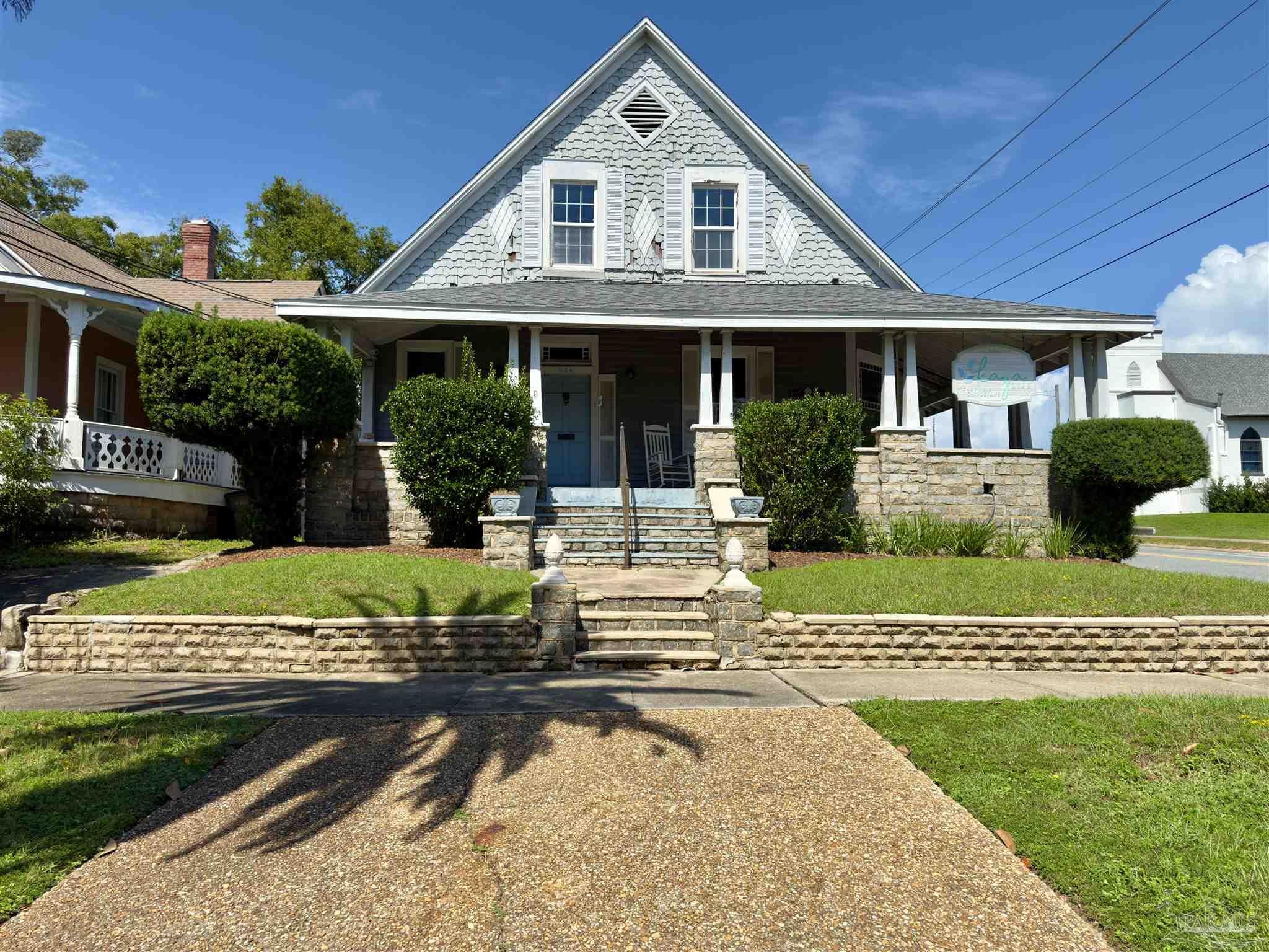 824 Lane Rua St, Pensacola, FL 32501