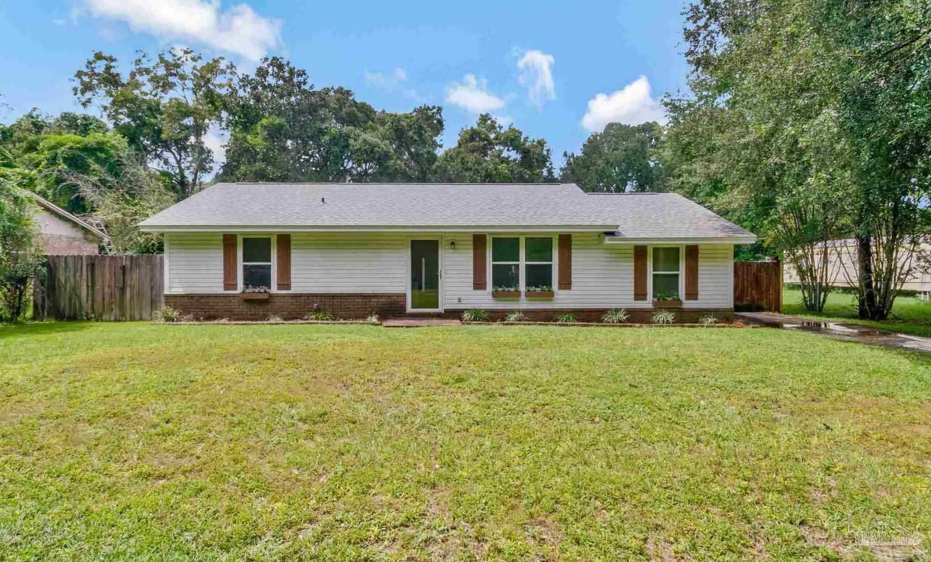 10101 Holsberry Rd, Pensacola, FL 32534
