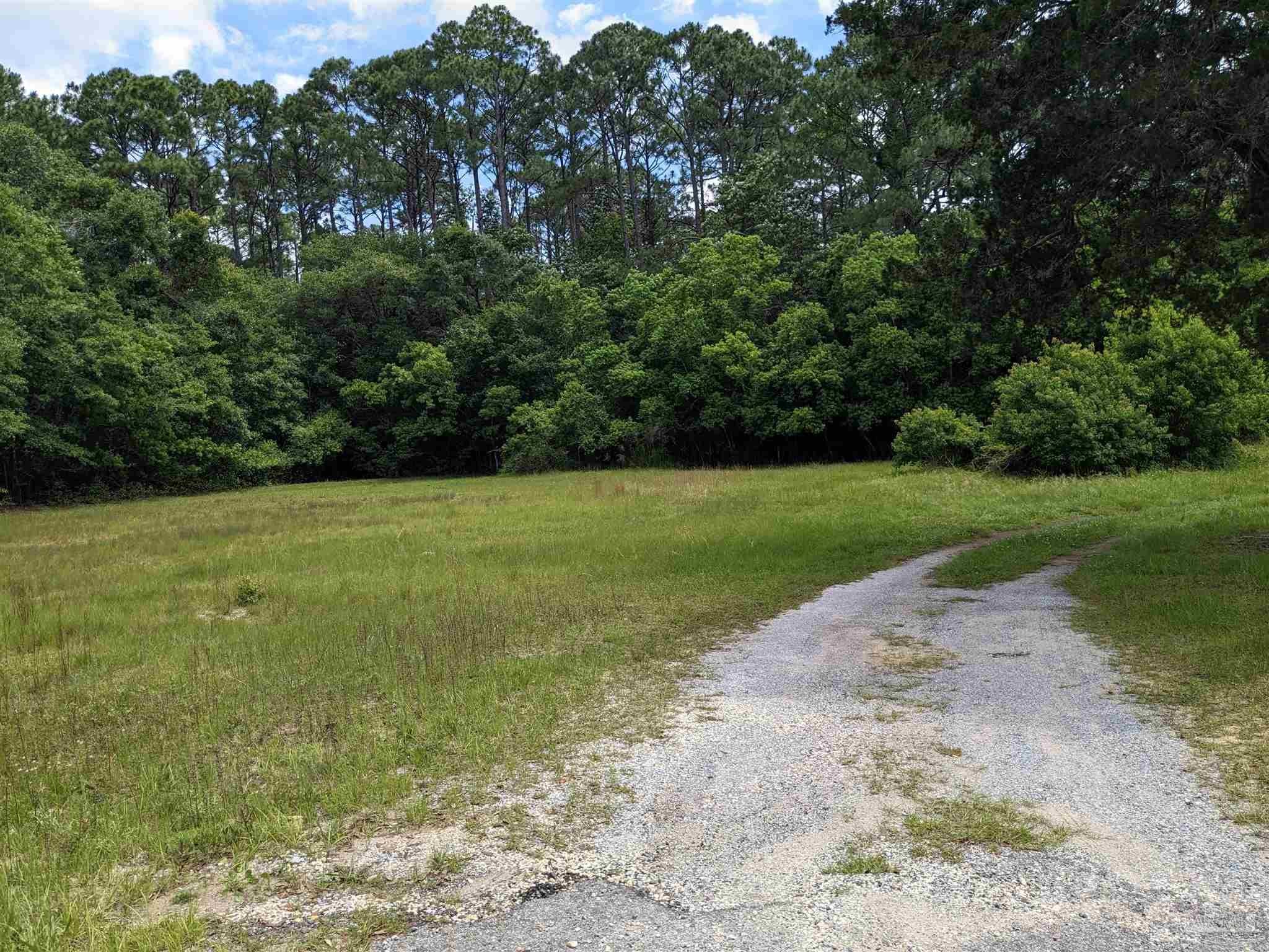 2420 Dog Track Rd, Pensacola, FL 32507