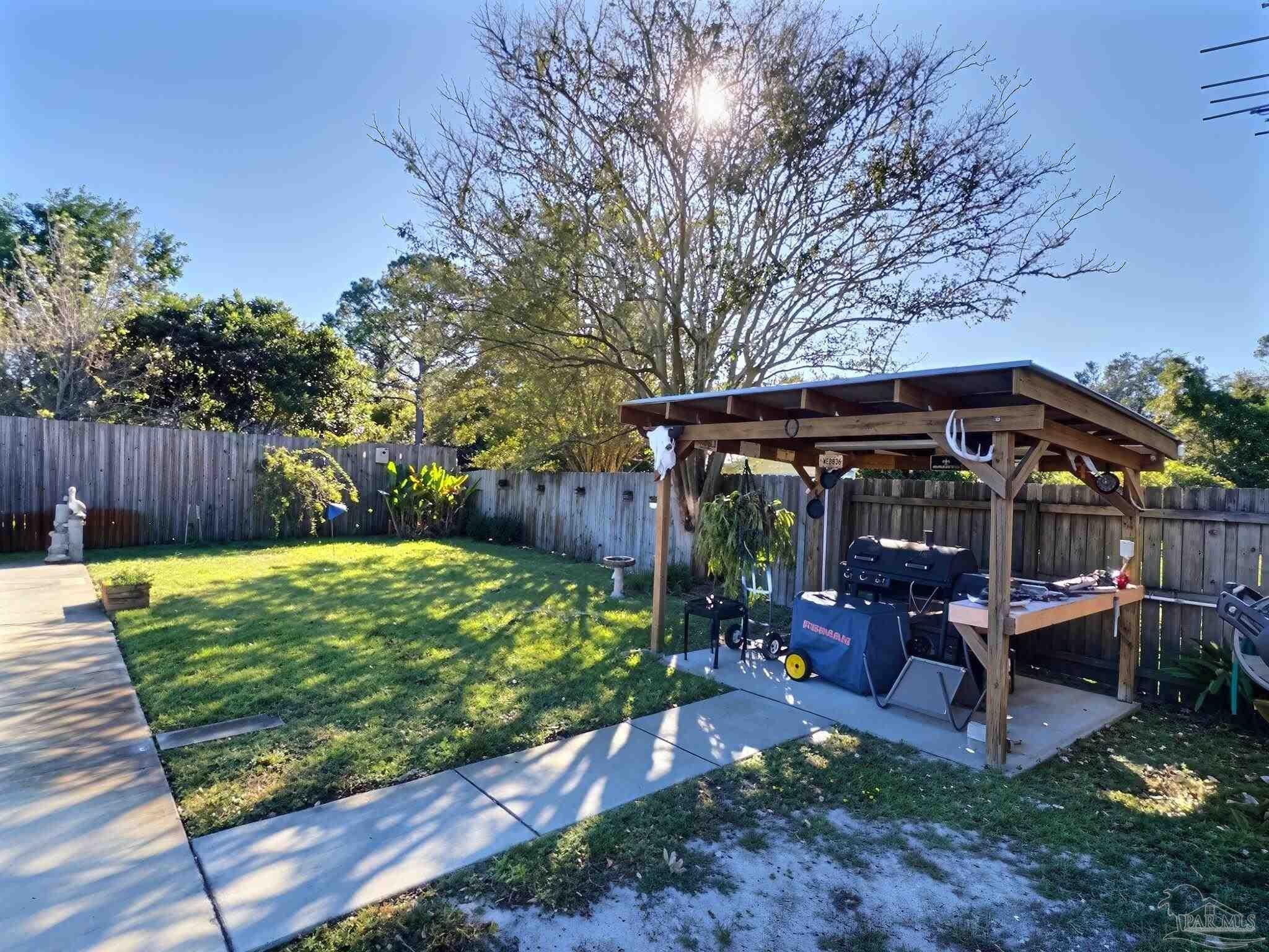 807 Merlin Ter, Pensacola, FL 32506 photo