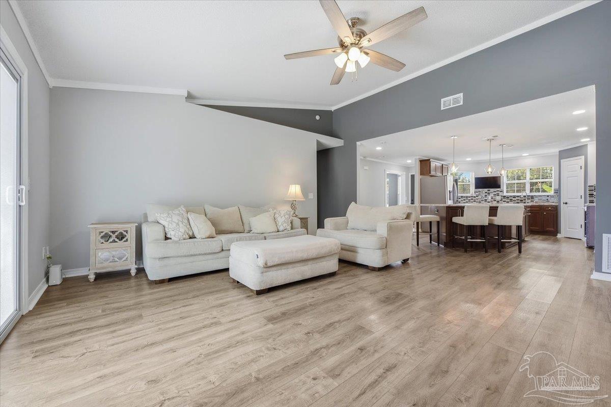 2122 Antillies Dr, Pensacola, FL 32506 photo