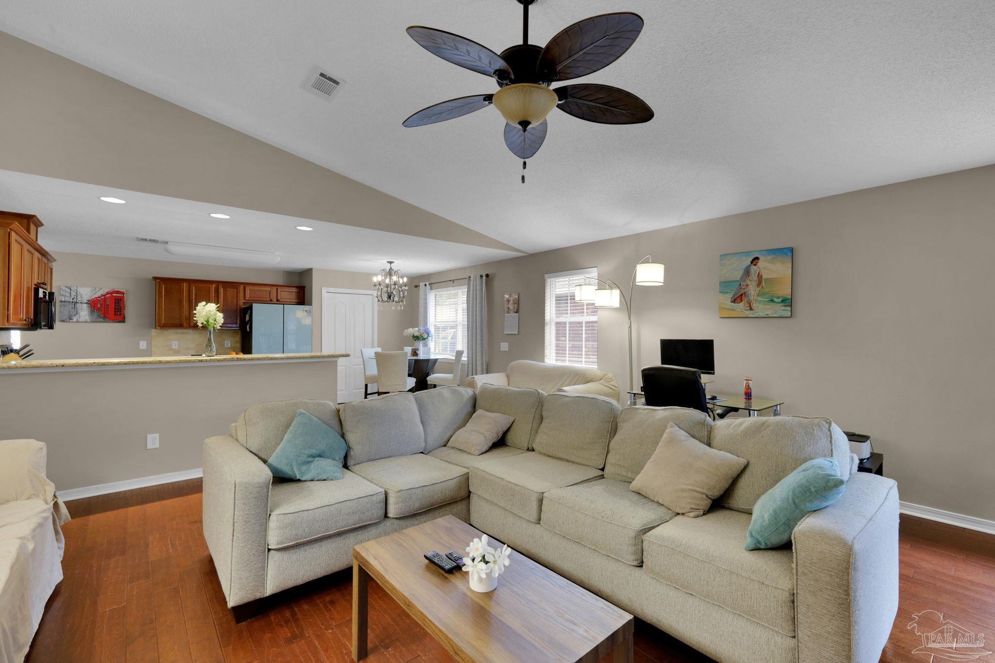 689 Mozingo Ln, Pensacola, FL 32514 photo