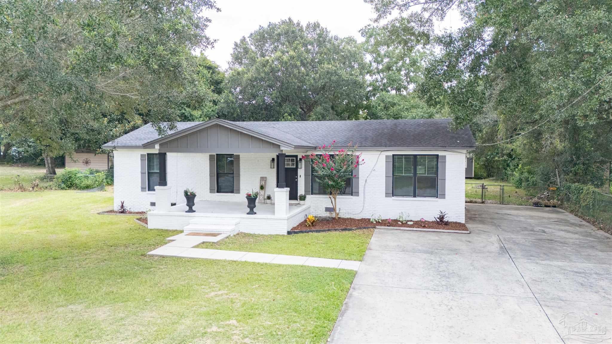 9900 Pine Meadow Ln, Pensacola, FL 32534 photo