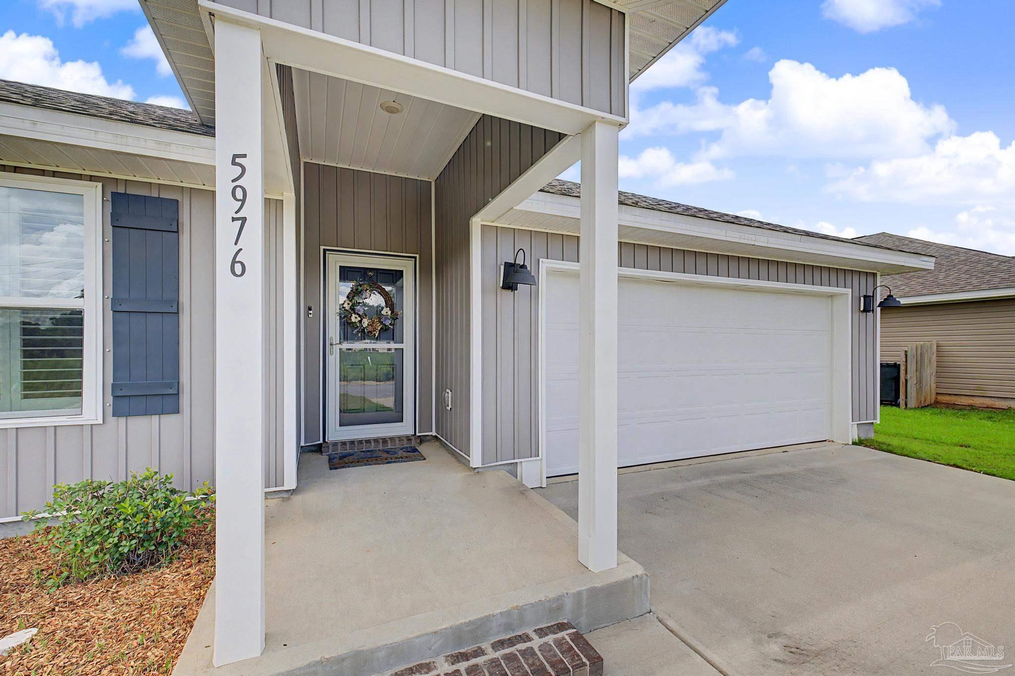 5976 Laurel Oak Dr, Pensacola, FL 32526 photo