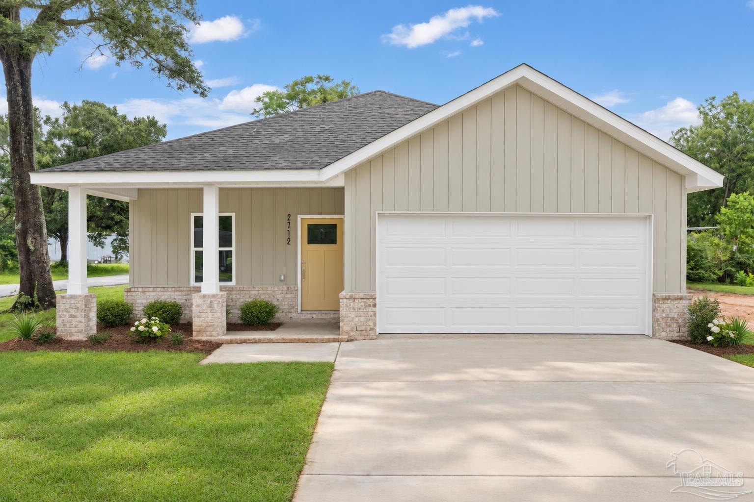 2716 Copter Rd, Pensacola, FL 32514