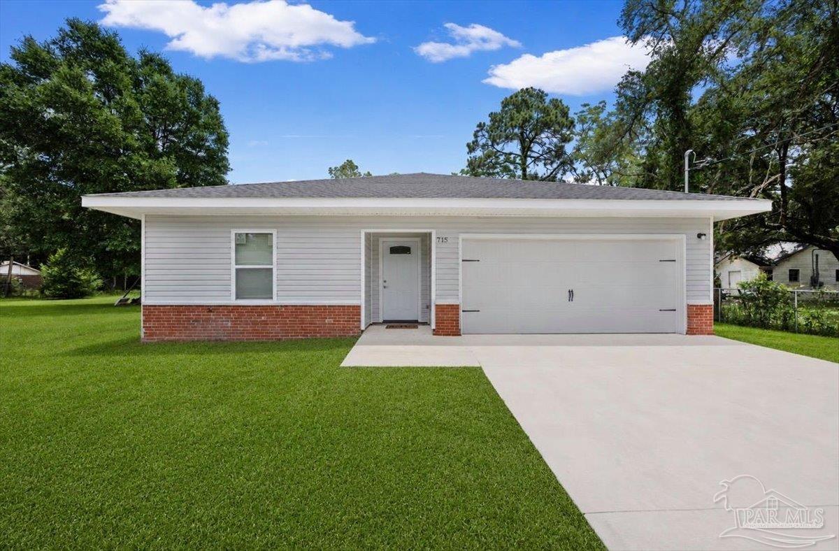 715 Edwards St, Pensacola, FL 32507