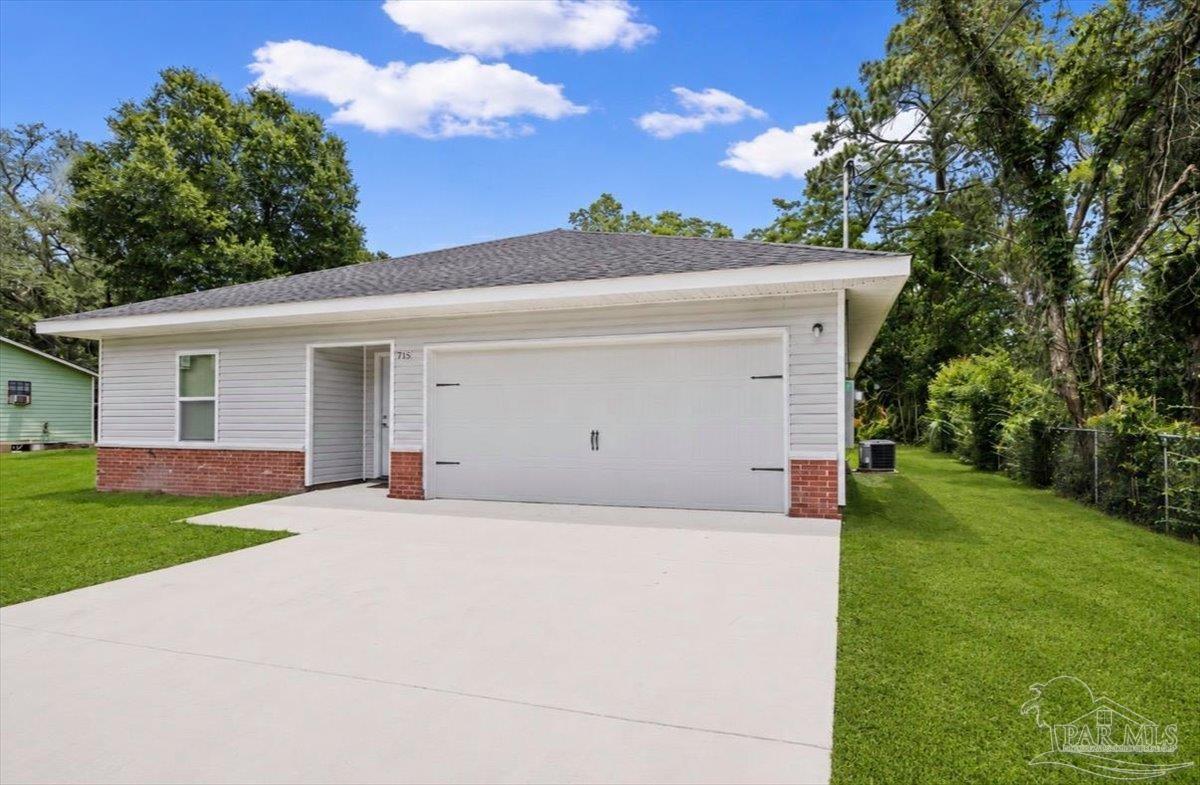 715 Edwards St, Pensacola, FL 32507 photo