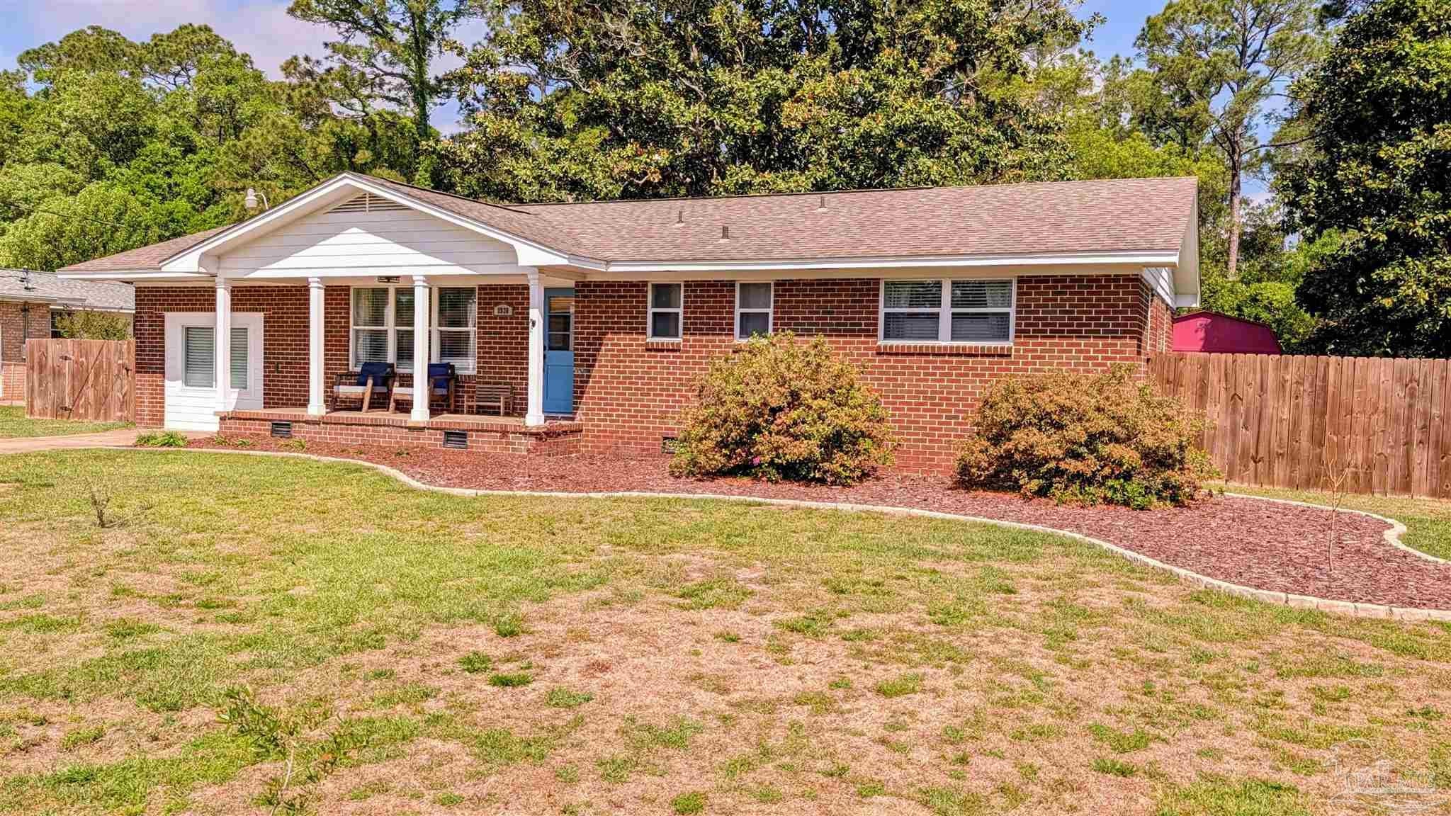 8920 Jupiter Dr, Pensacola, FL 32507