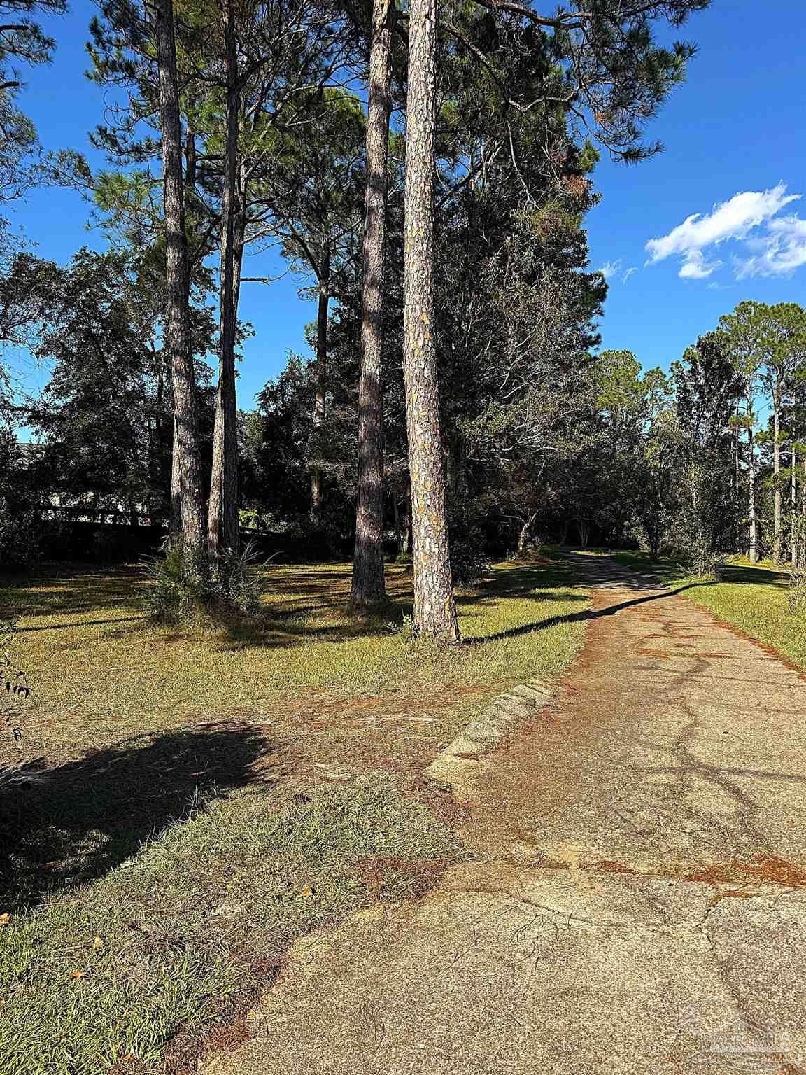 210 Man 0 War Cir, Cantonment, FL 32533 photo