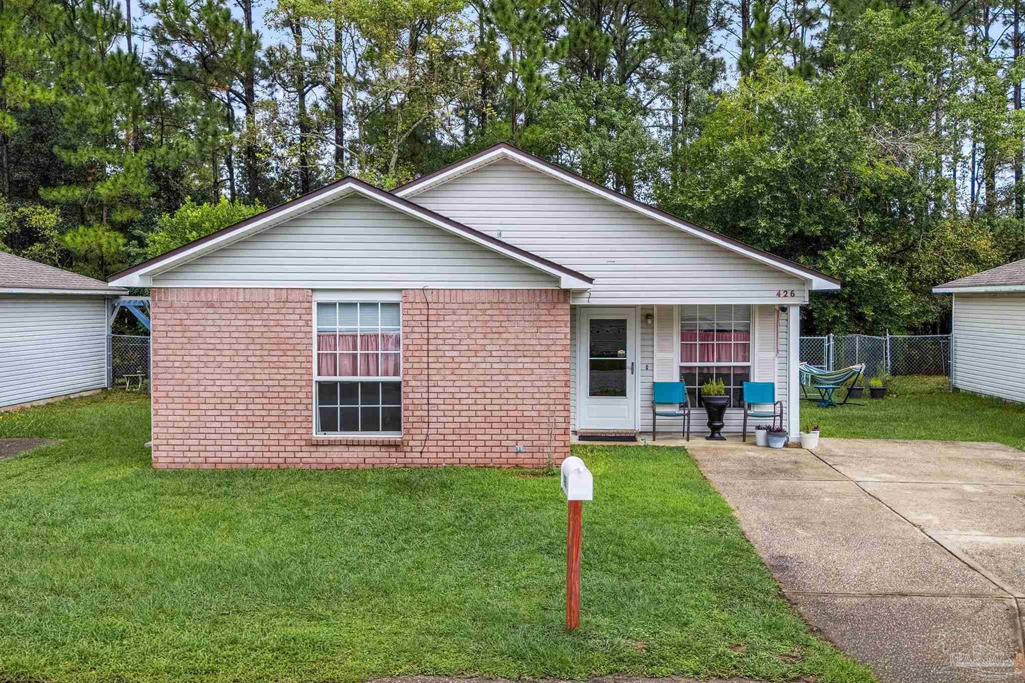 426 Bay Pine Villa Dr, Pensacola, FL 32506