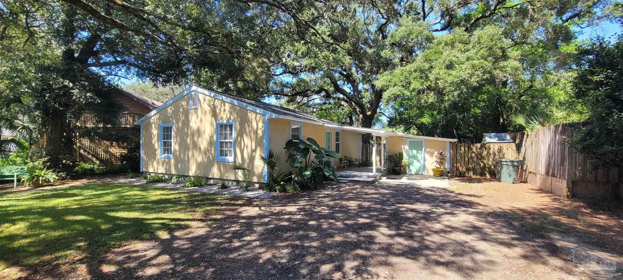 402 Alba Plena St, Pensacola, FL 32507