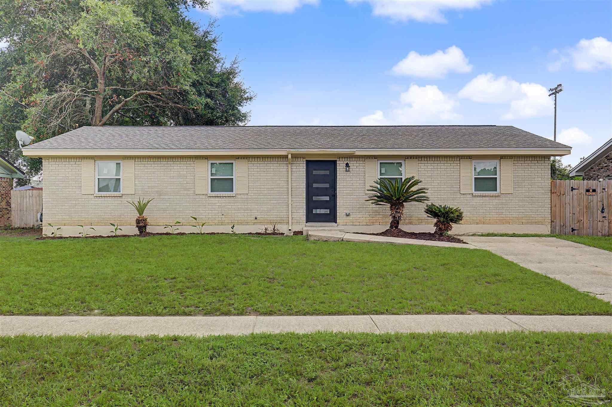 177 Overlook Dr, Pensacola, FL 32503 photo