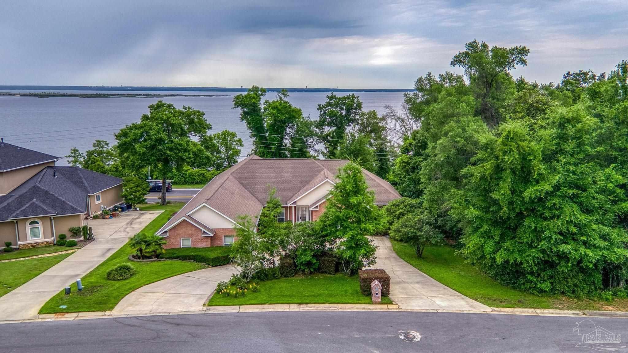 3078 Pelican Ln, Pensacola, FL 32514 photo