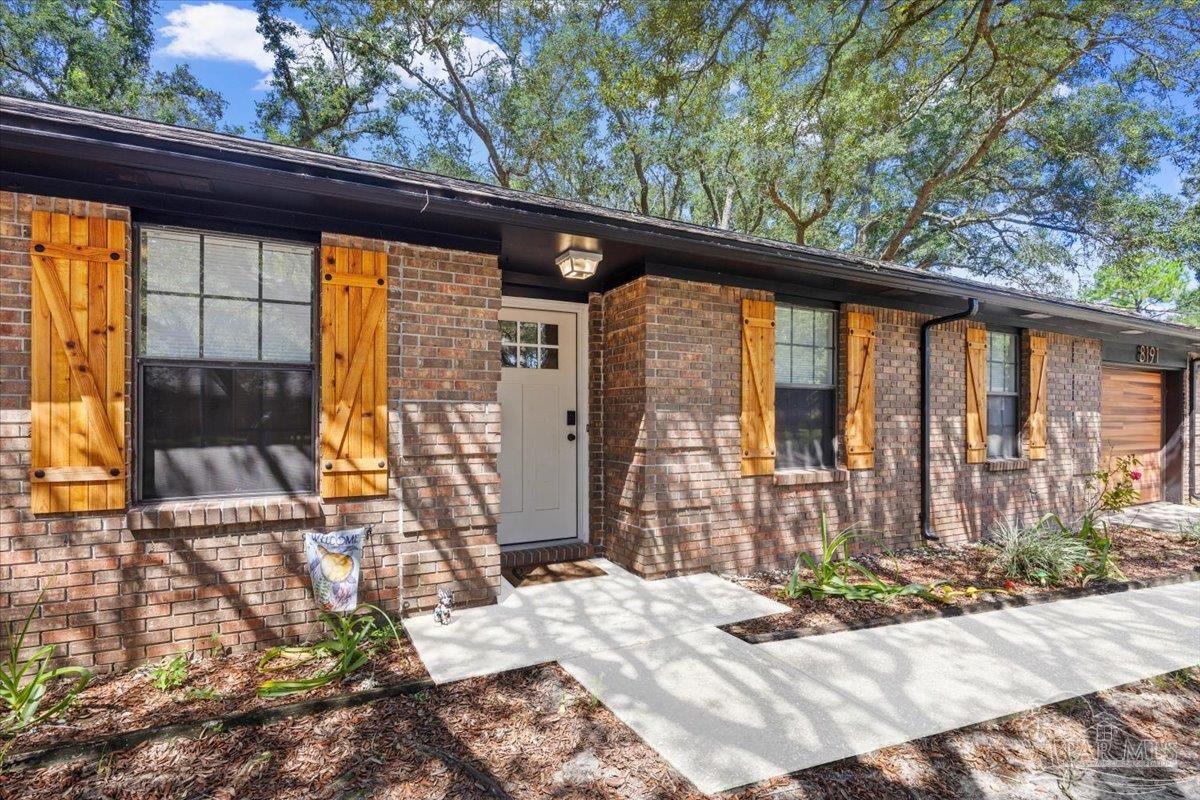 8191 Sedgefield Dr, Pensacola, FL 32507 photo