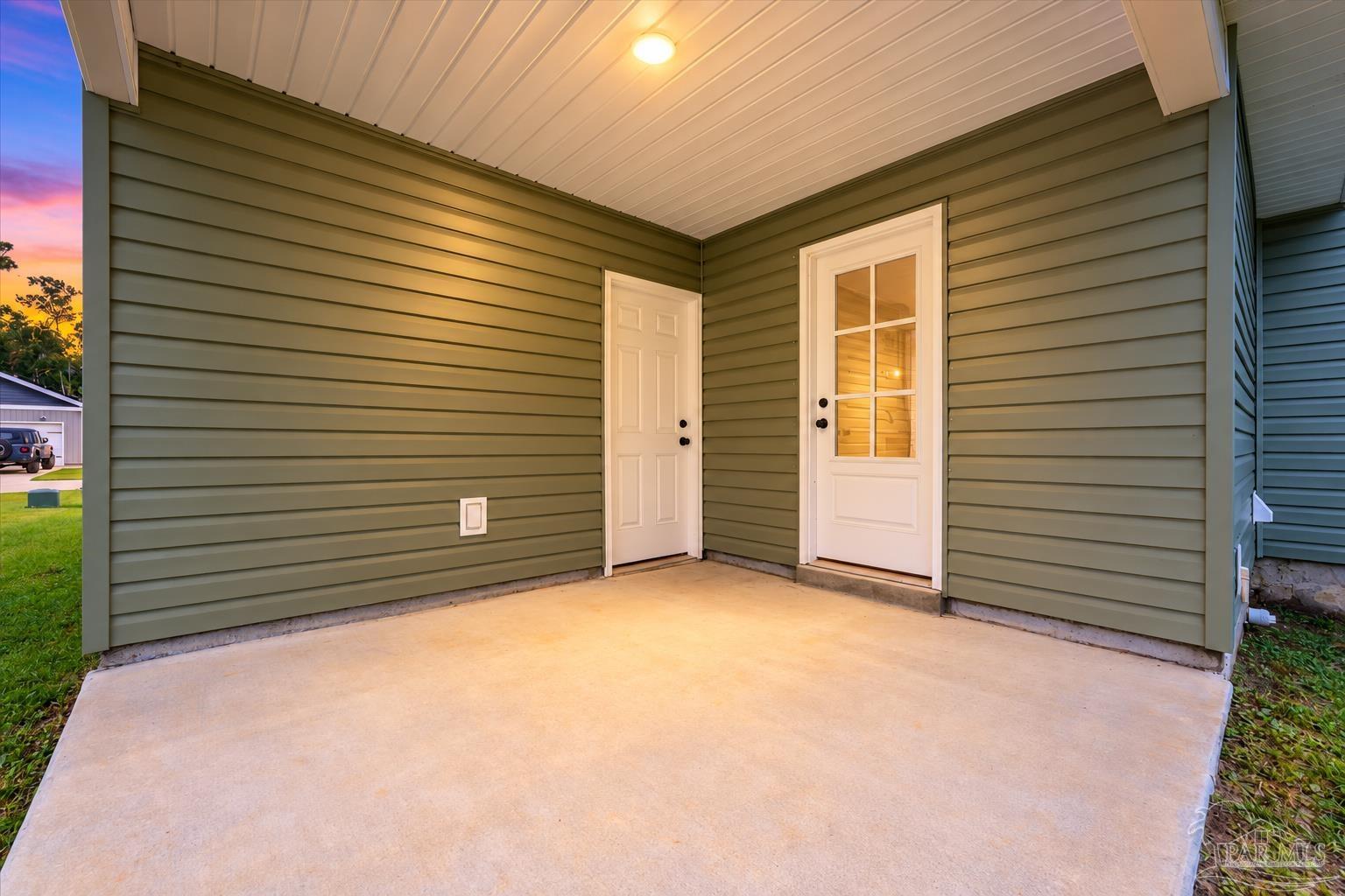 1409 Madelyn Woods Dr, Pensacola, FL 32506 photo