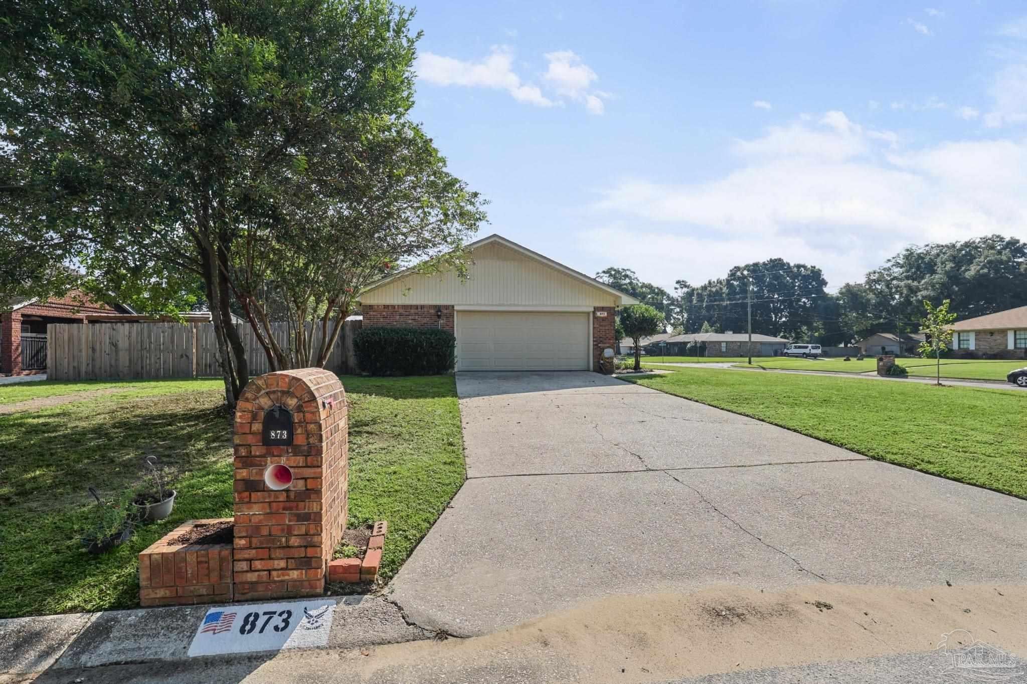 873 Valley Ridge Cir, Pensacola, FL 32514 photo