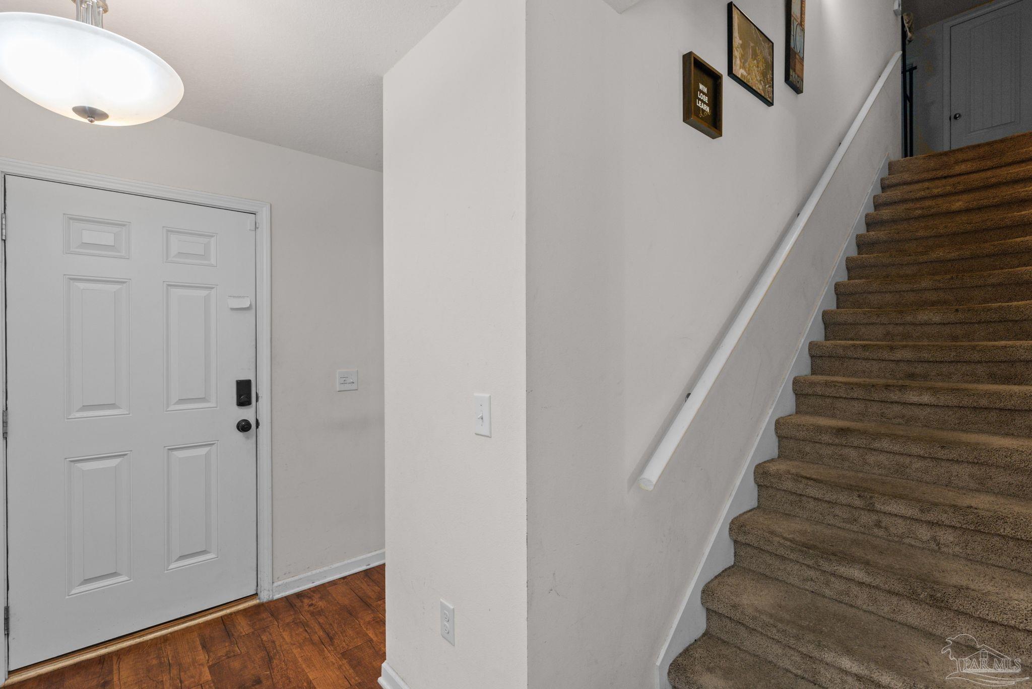2111 Waltham St, Pensacola, FL 32505 photo