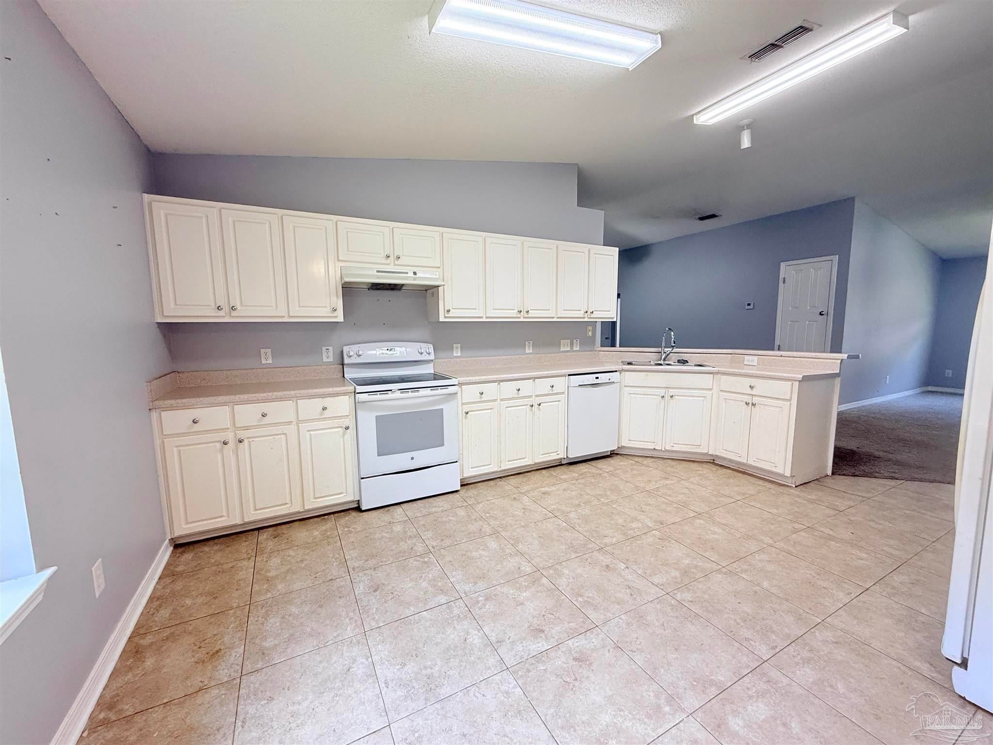 2467 Portobella Pl, Cantonment, FL 32533 photo